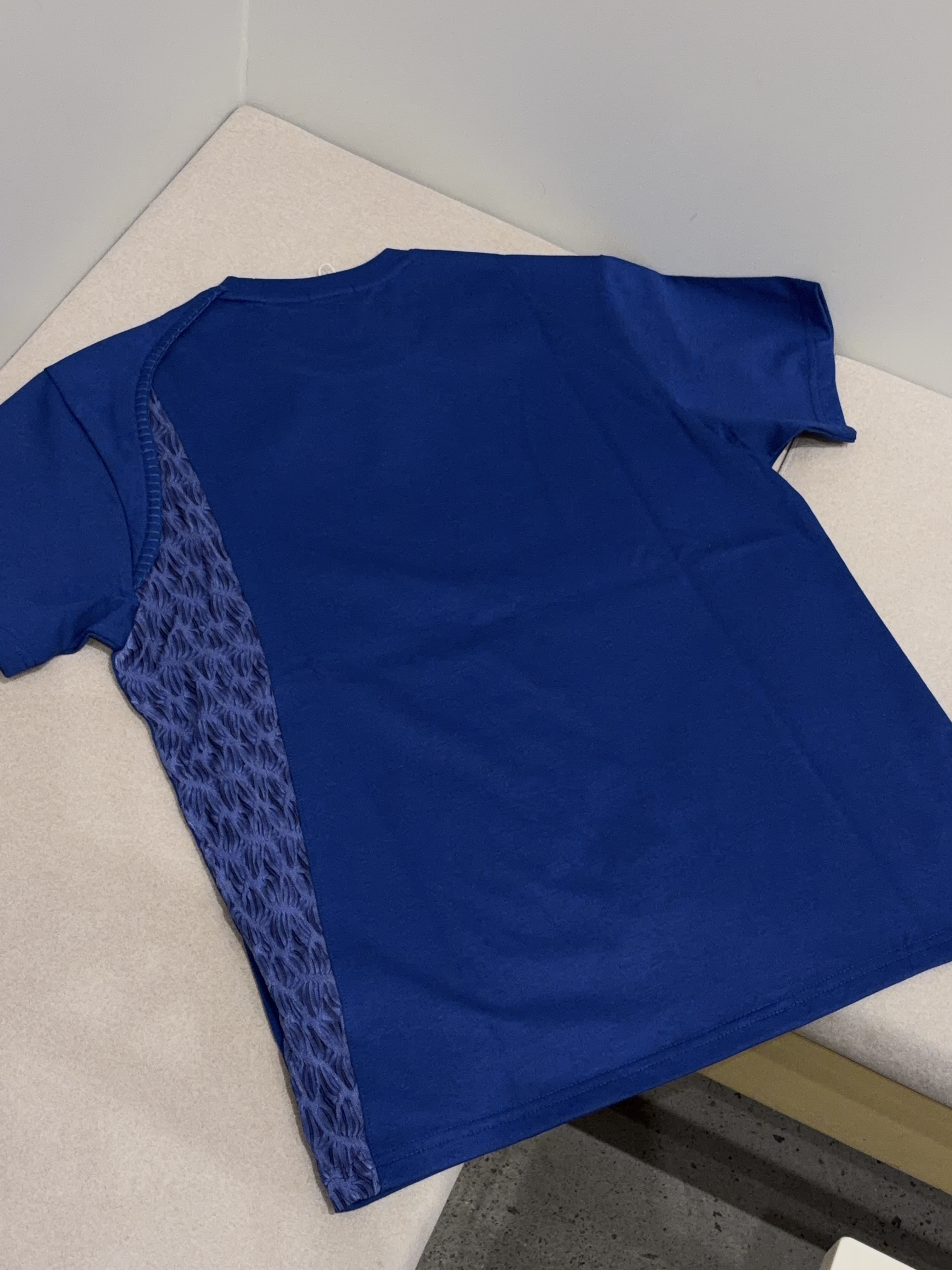 Xlim 01 T-Shirt Cobalt Blue 착용 스타일 - 2
