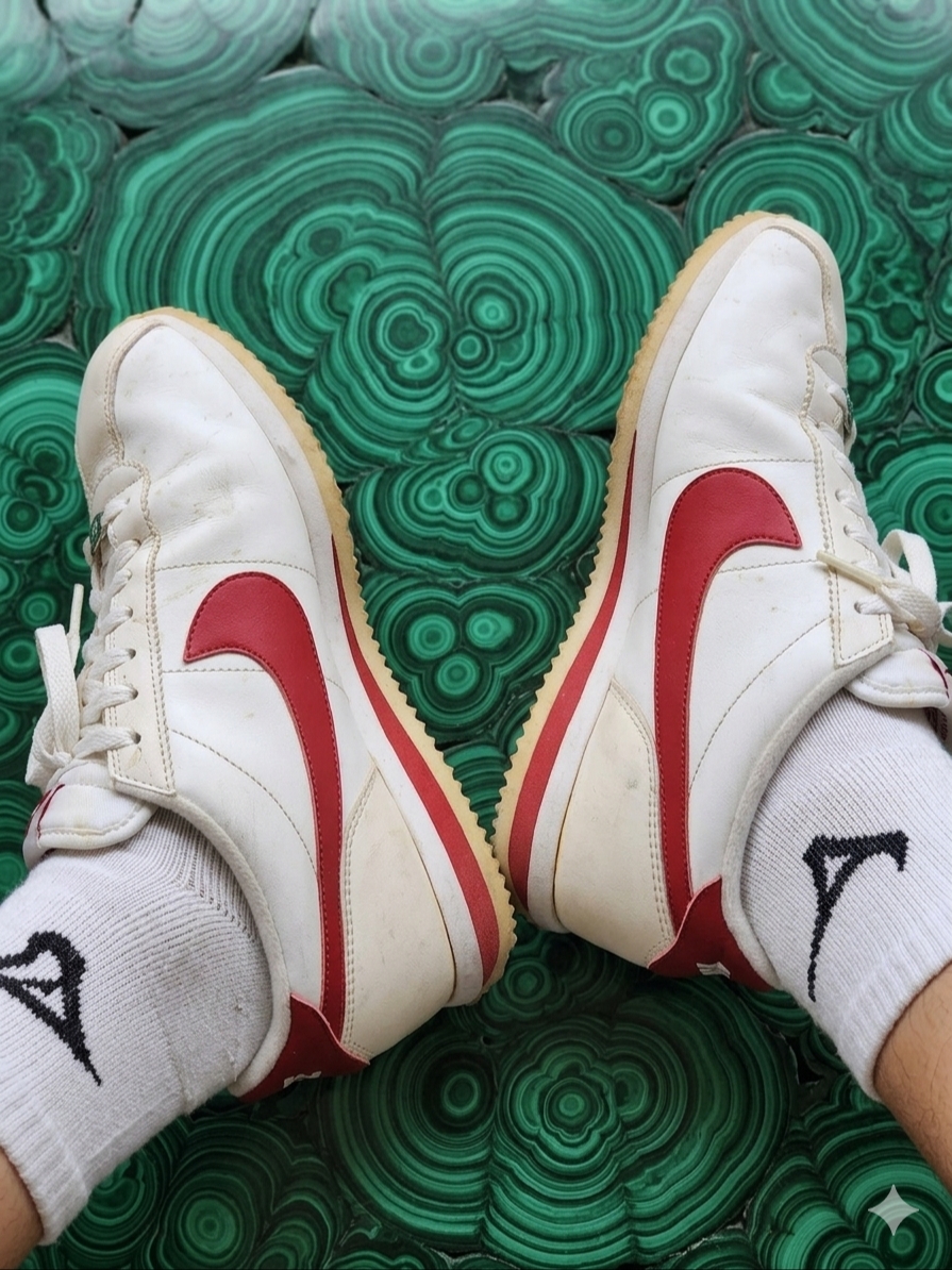 Nike Cortez Basic Leather White Gym Red 착용 스타일