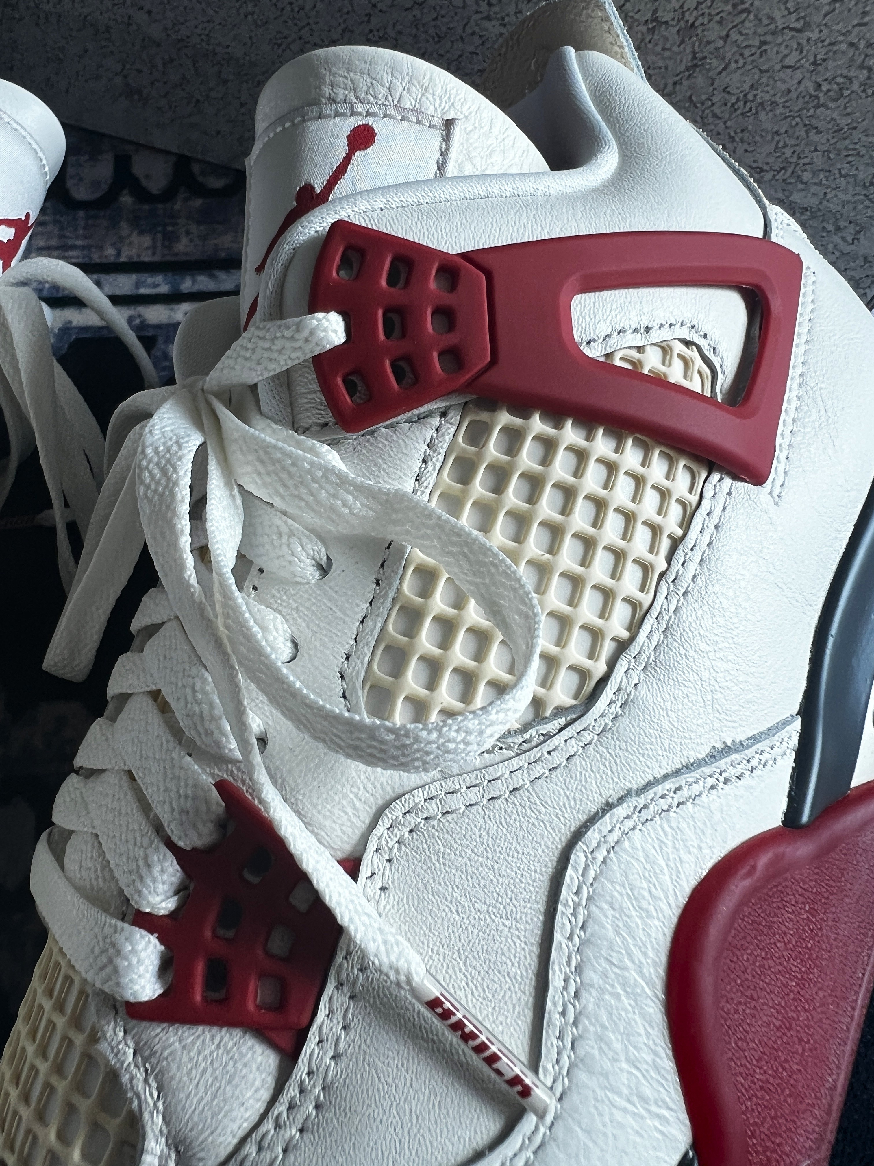 Jordan 4 x Nigel Sylvester Retro OG Brick After Brick 착용 스타일 - 2