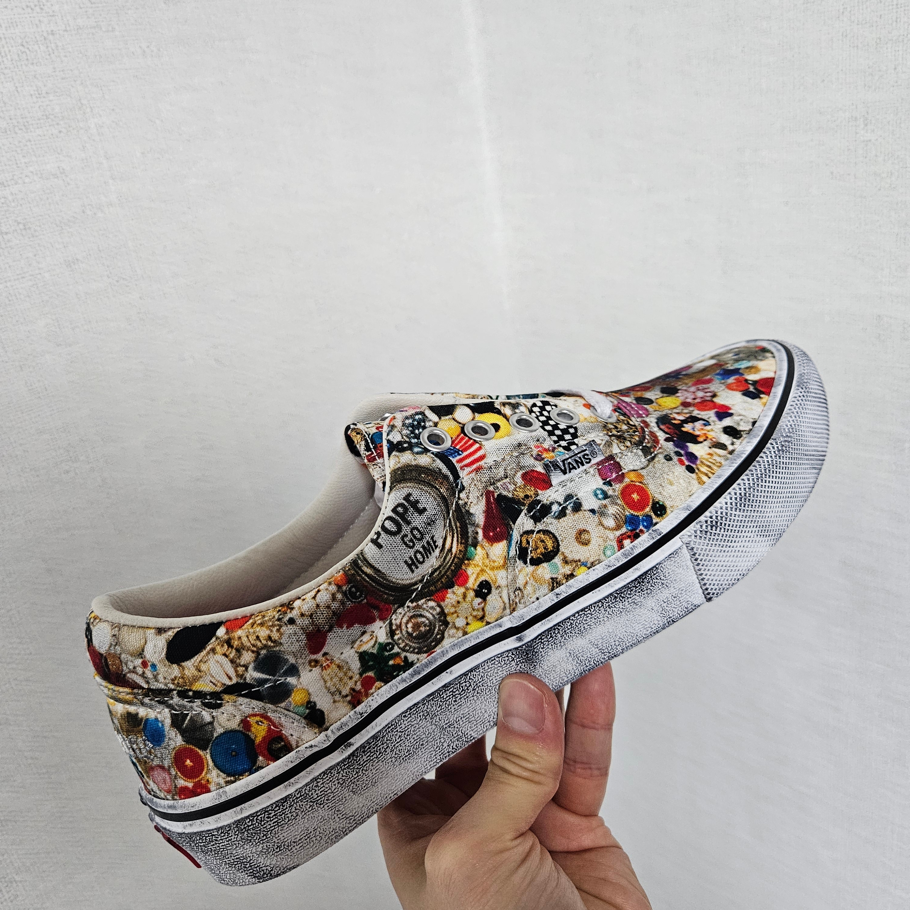 Vans x Supreme x Mike Kelley Era White 착용 스타일 - 3