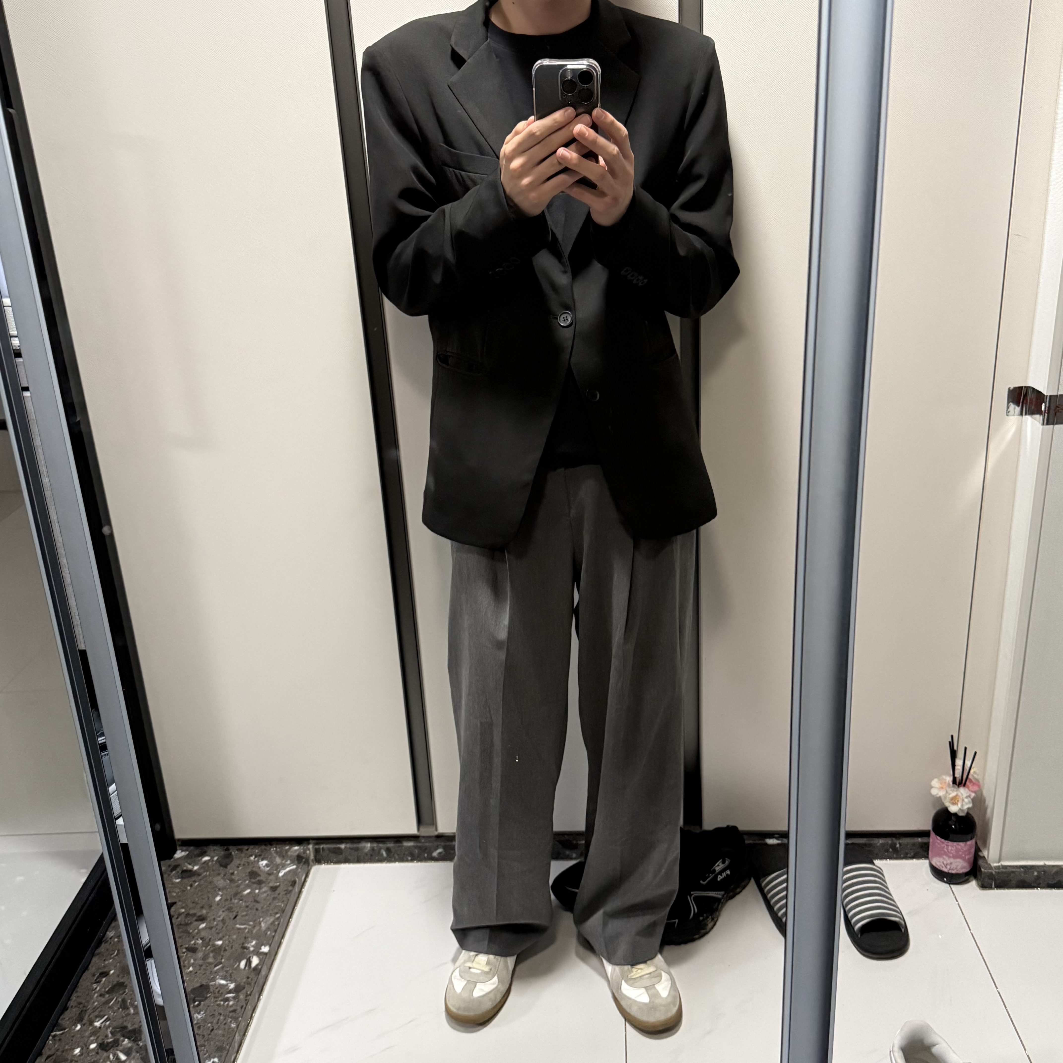 Maison Margiela Calfskin Replica Sneakers 착용 스타일 - 1