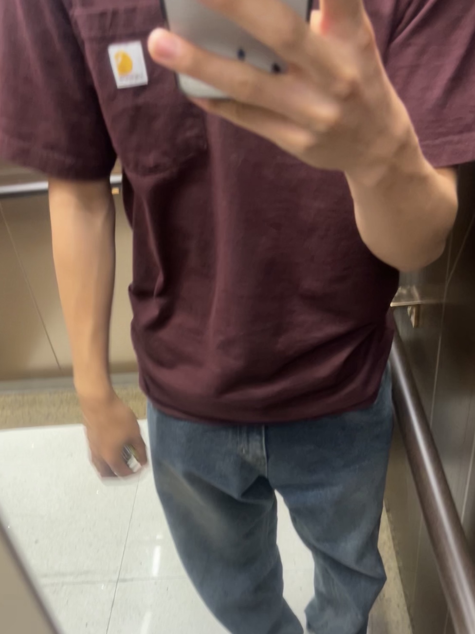 Carhartt Loose Fit Heavyweight Regular Short Sleeve Pocket T-Shirt Port 착용 스타일 - 1