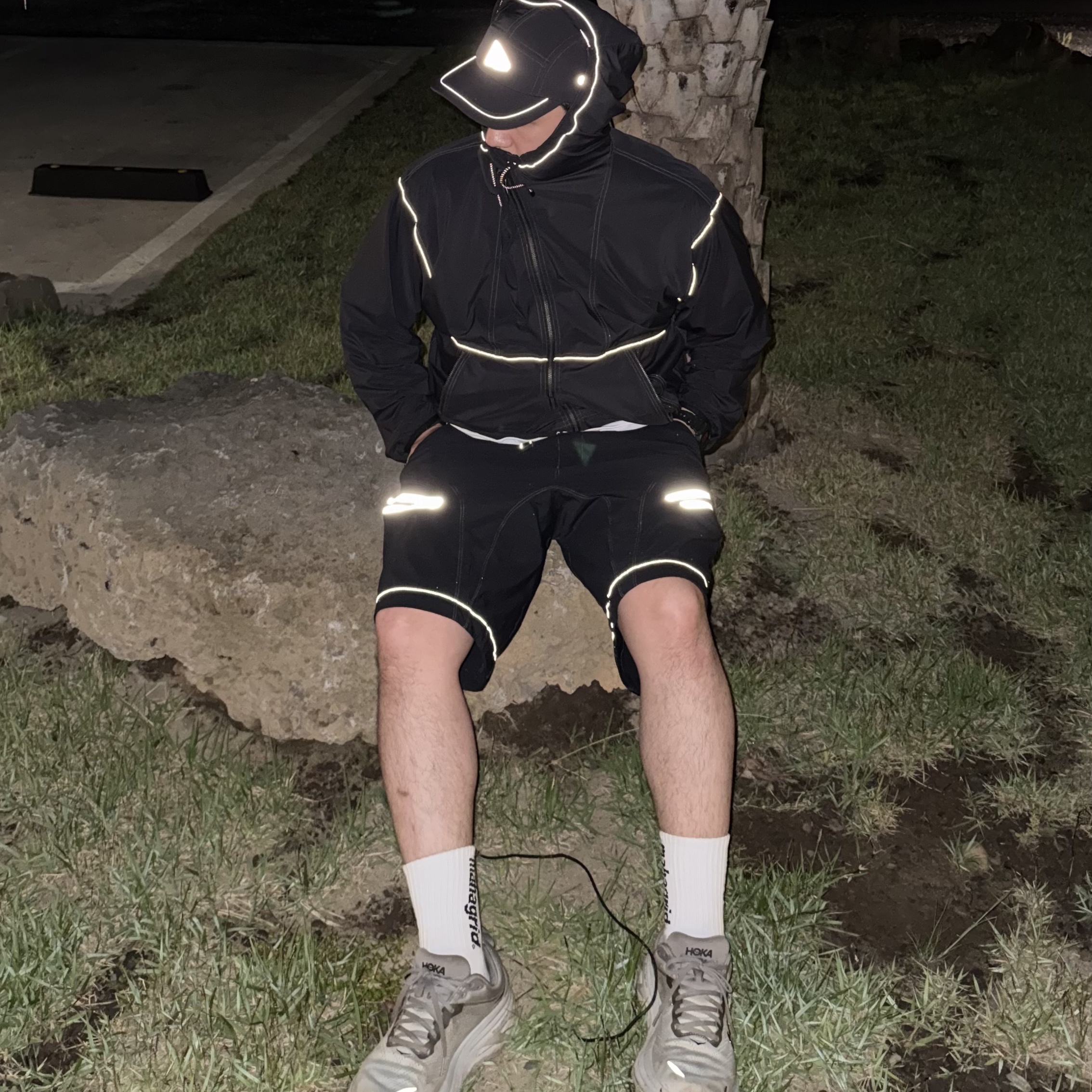 And Wander x Gramicci Patchwork Wind Cap Black, And Wander Pertex Wind Jacket Black 착용 스타일