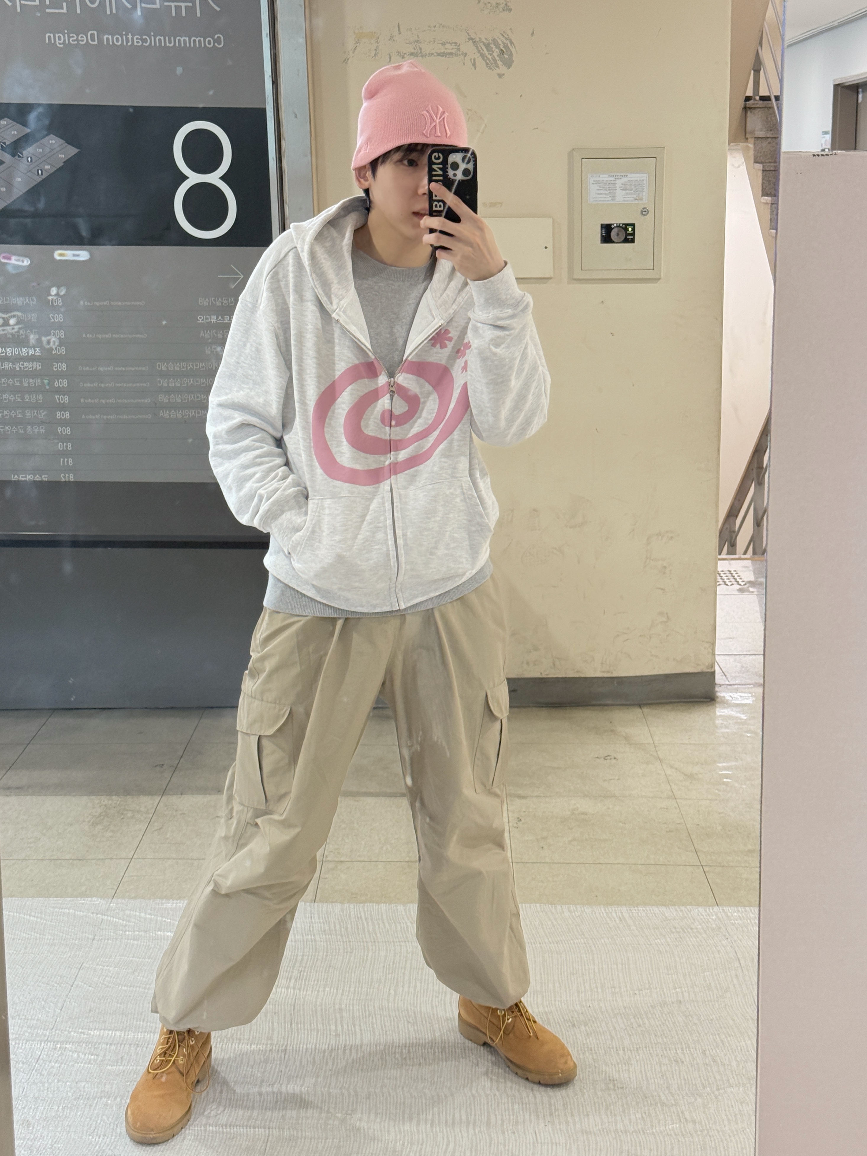 AMOU Molly Hoodie Zip Up White Melange, Timberland Premium 6 inch Waterproof Boot Wheat Nubuck - Medium 착용 스타일 - 2