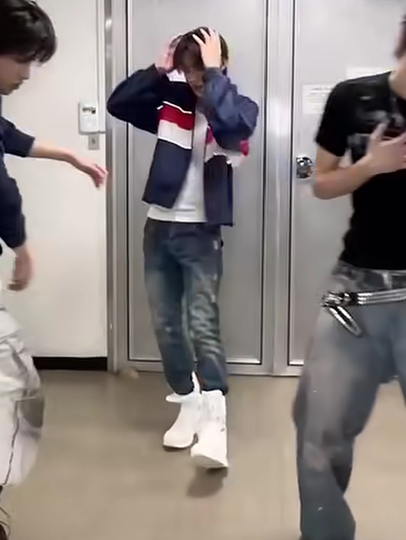 Salomon x Rier XA Jungle White 착용 스타일 - 2