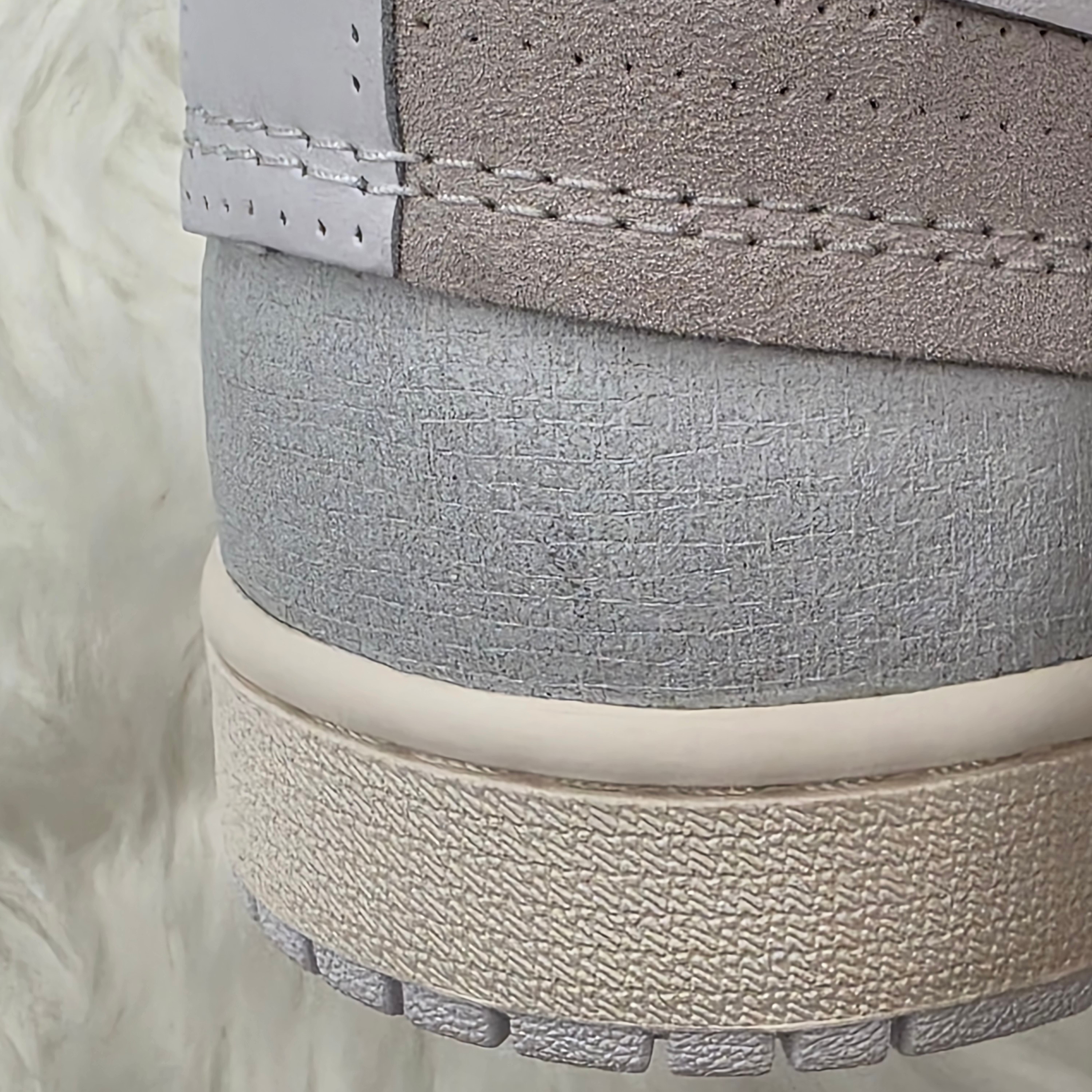 Jordan 1 x Virgil Abloh Archive Retro High Alaska White 착용 스타일 - 4