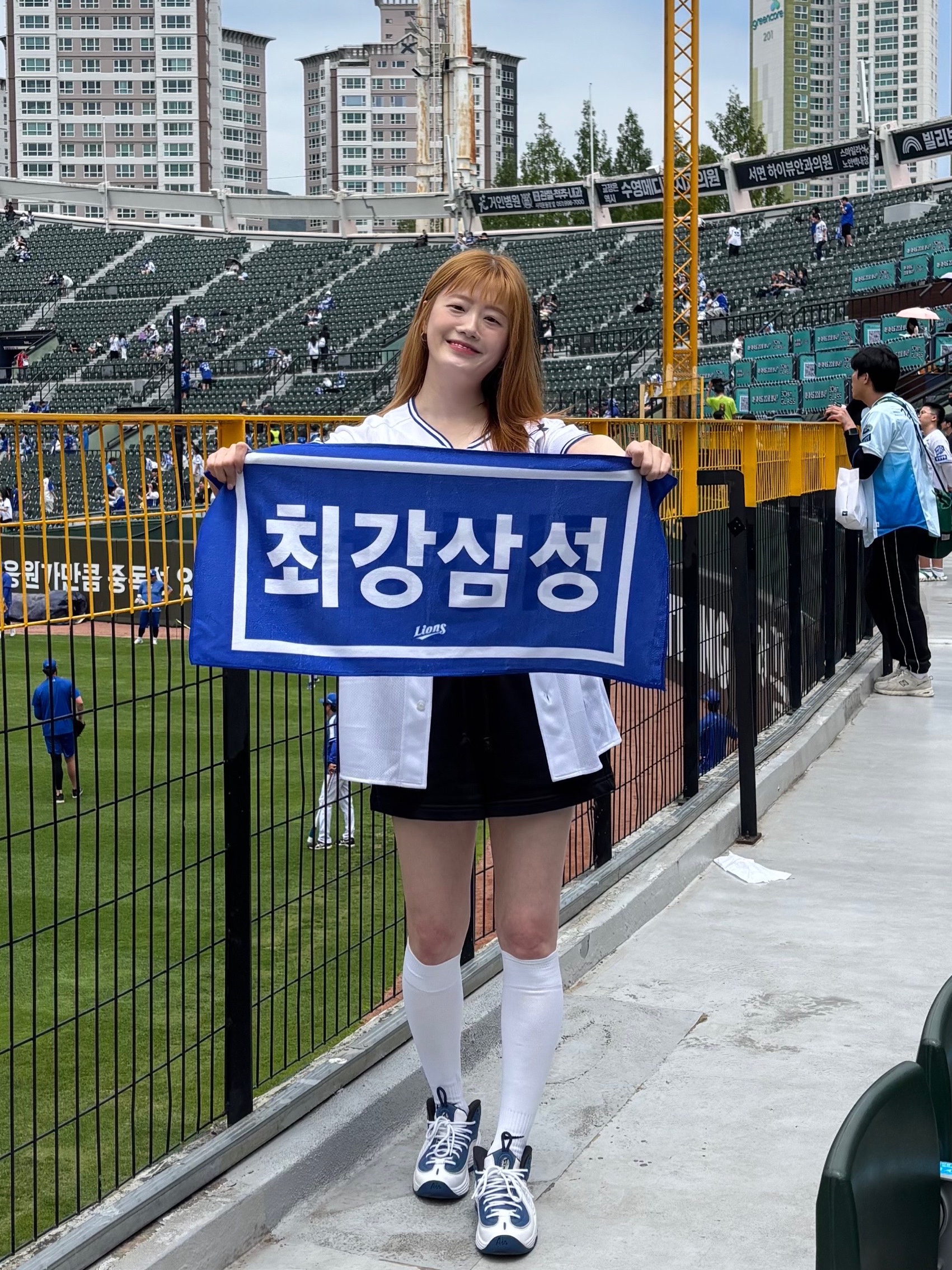Nike Air Penny II Atlantic Blue, Samsung Lions 2025 Professional Home Uniform White (Non Marking Ver.) 착용 스타일 - 7
