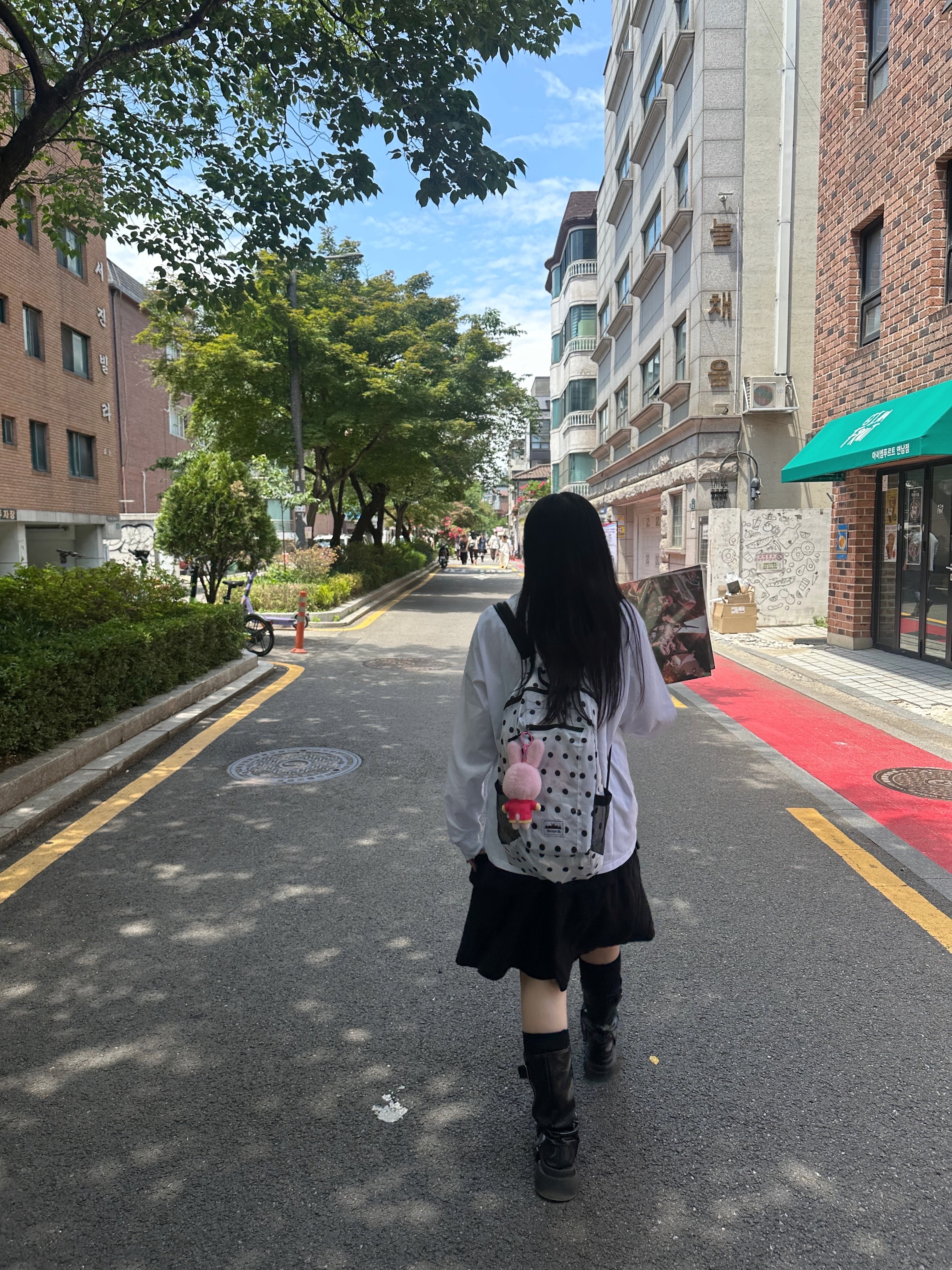 Heisan Ultra-light Compact Pocket Bag V1 Dot - White 착용 스타일 - 3