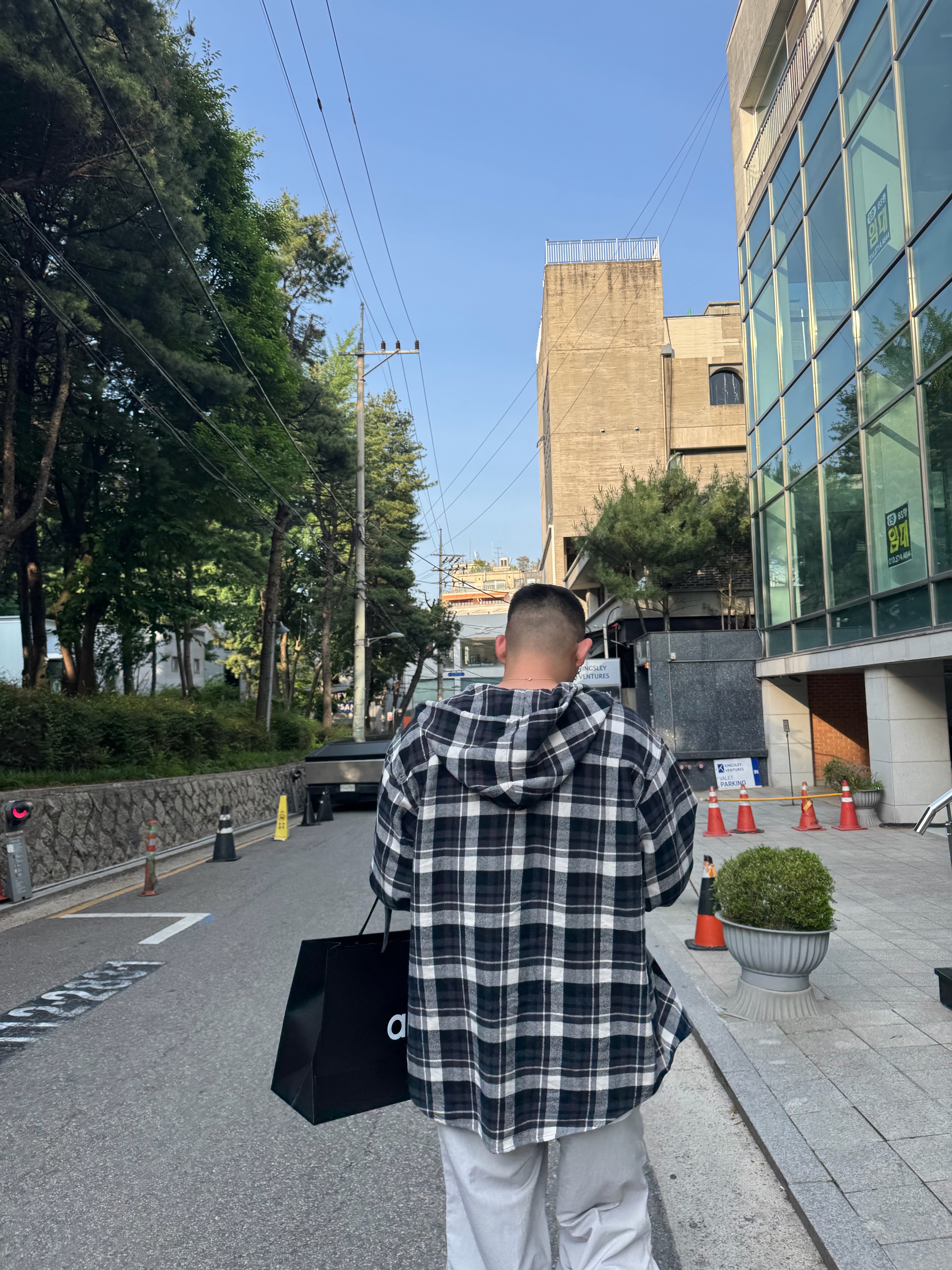 Supreme Hooded Flannel Shirt Black - 26SS 착용 스타일