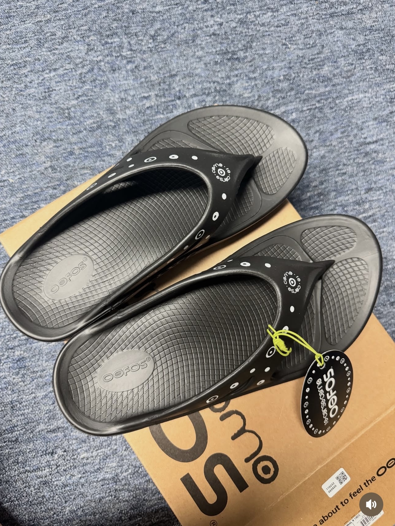 Oofos x 10 Corso Como Flip Flop Black, qualisartifexpereo Dirty Baggy Pants Cream 착용 스타일 - 3
