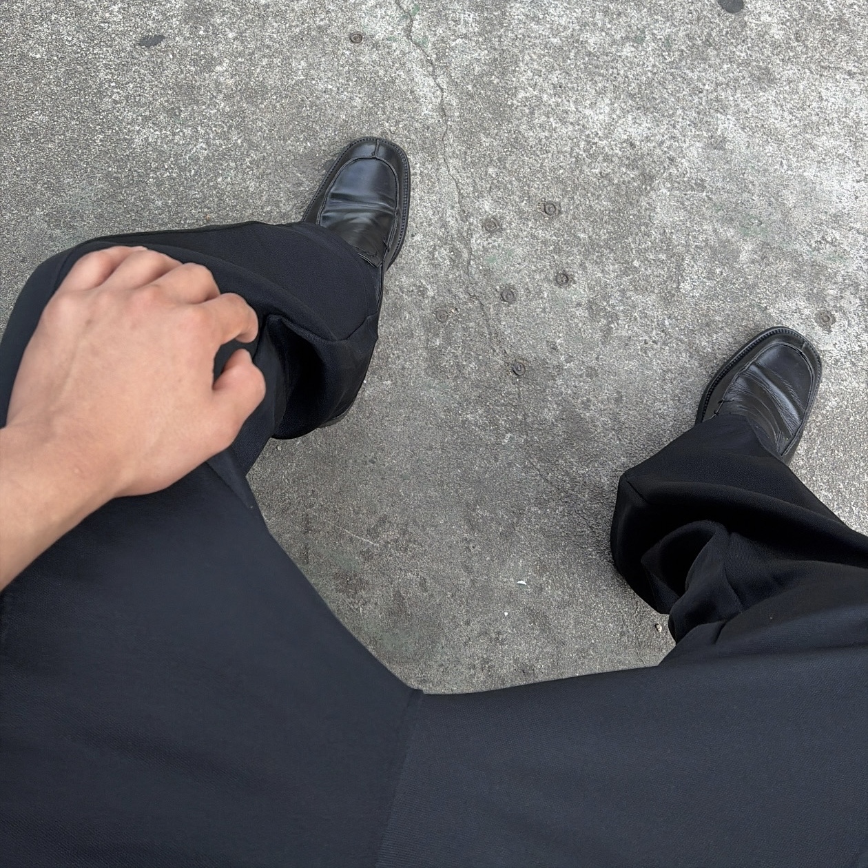 Adidas Adicolor Baggy Fit Firebird Track Pants Black - KR Sizing, Supreme Hanes Tagless Tank Tops Black (3 Pack) 착용 스타일 - 2