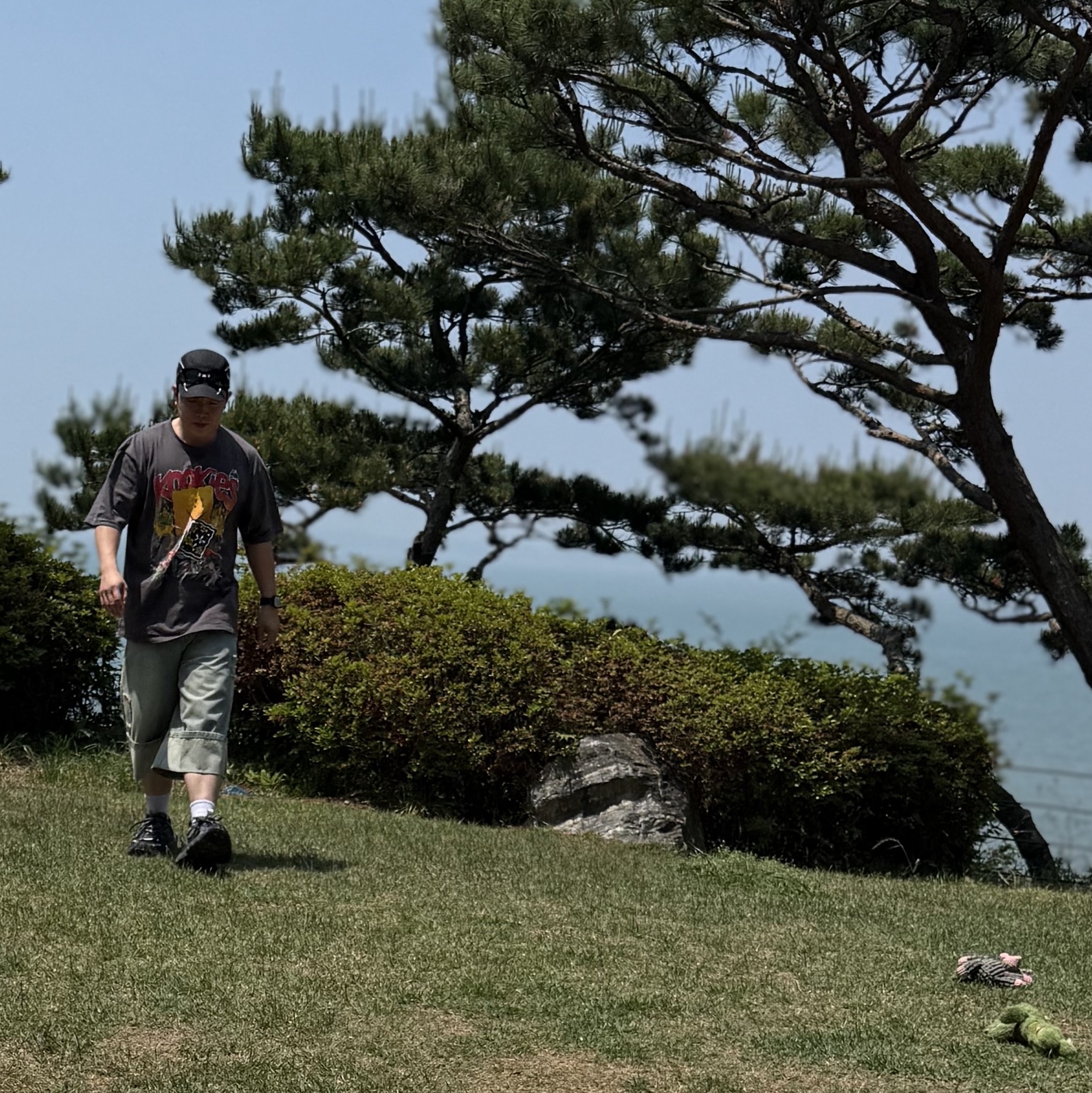 Kapital 20 Crew T-Shirt Ink Black, Palace Faster Tri-Cool Runner Black - 26SS 착용 스타일