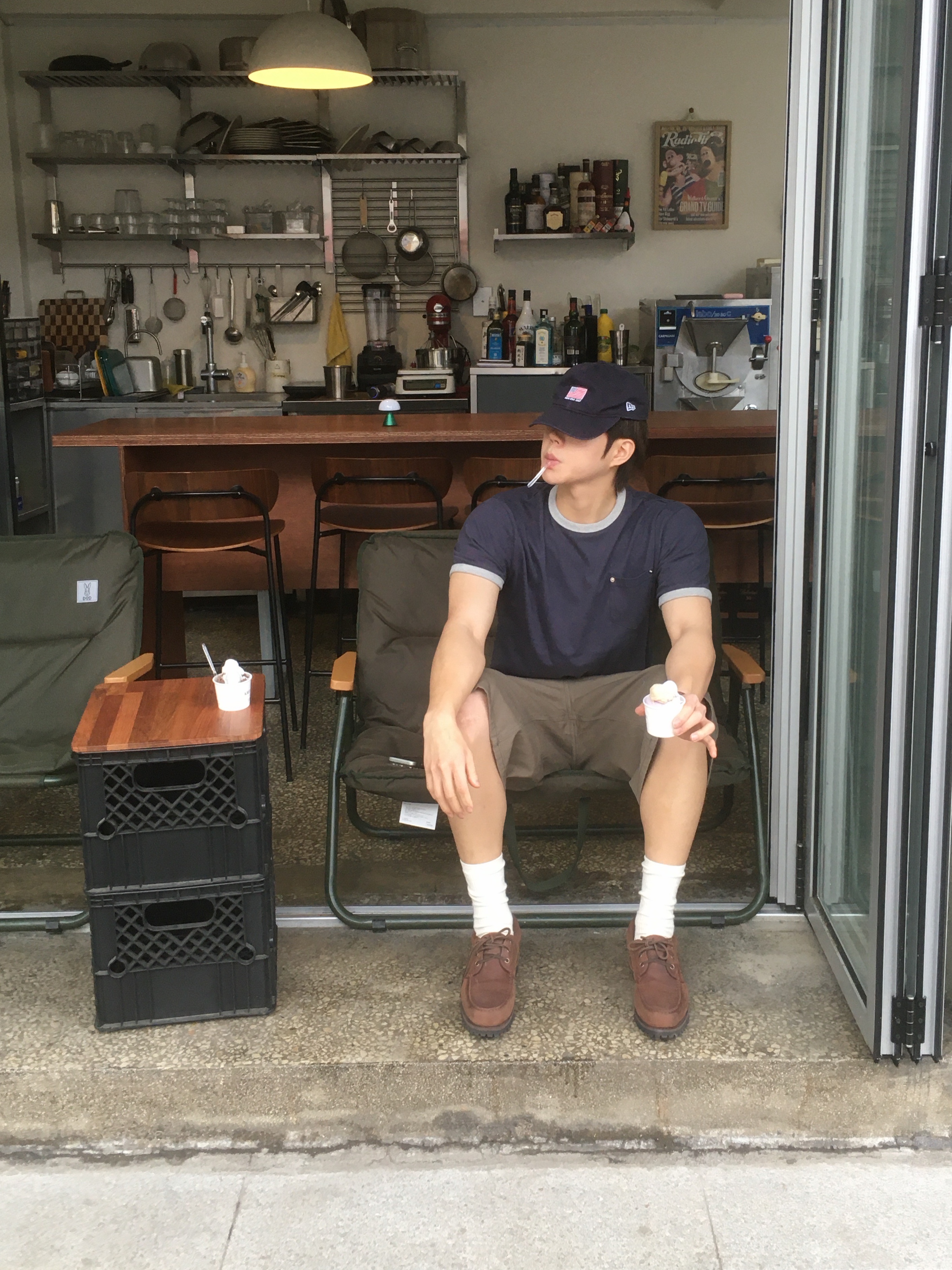 Timberland x Thisisneverthat 3-Eye Authentic Boat Shoes Brown - Wide, Casio LTP-V007L-9E 착용 스타일 - 1