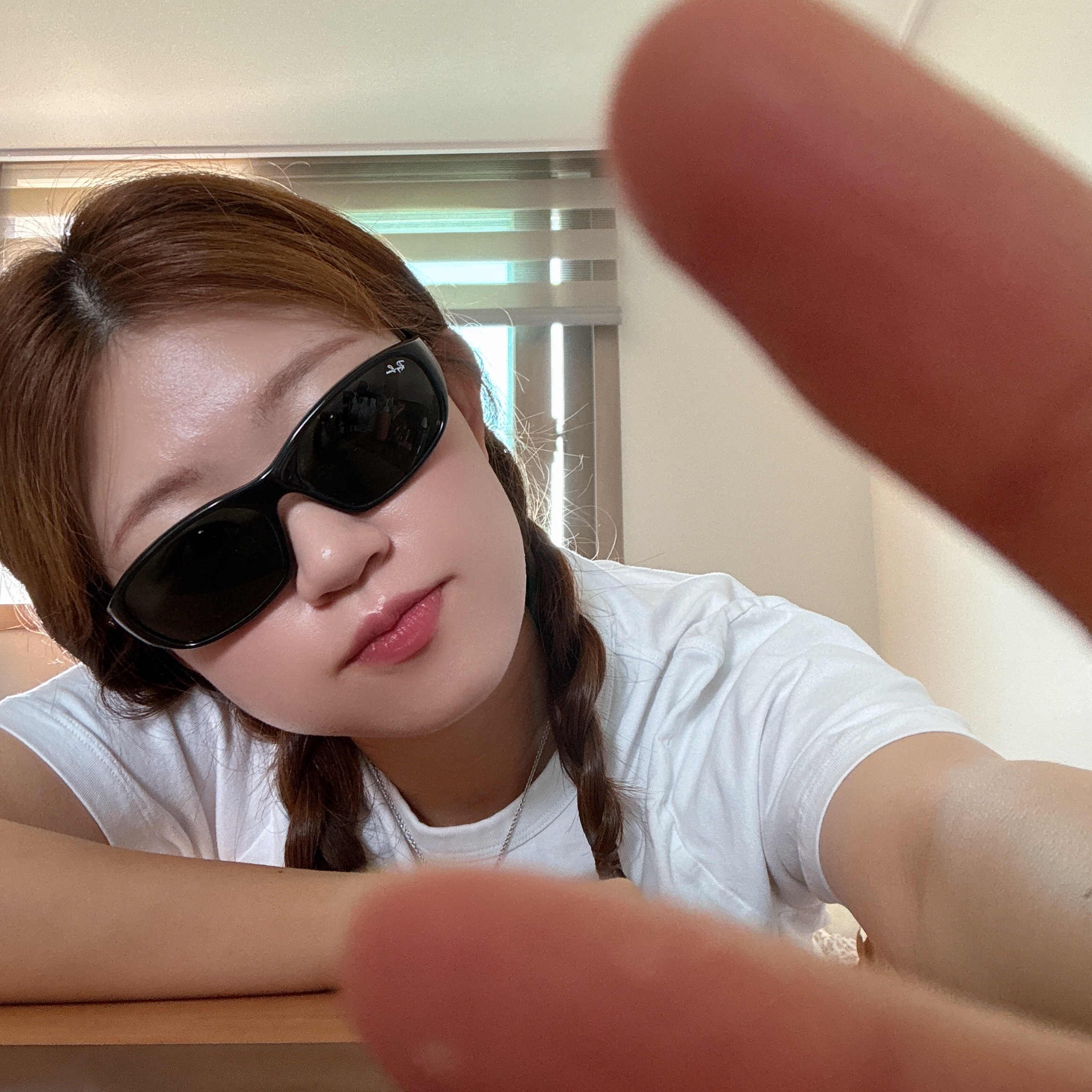 Ray-Ban DADDY-O II Polished Black Frame Green Classic G-15 Lenses, Bulgari Save The Children Necklace Sterling Silver 착용 스타일 - 1