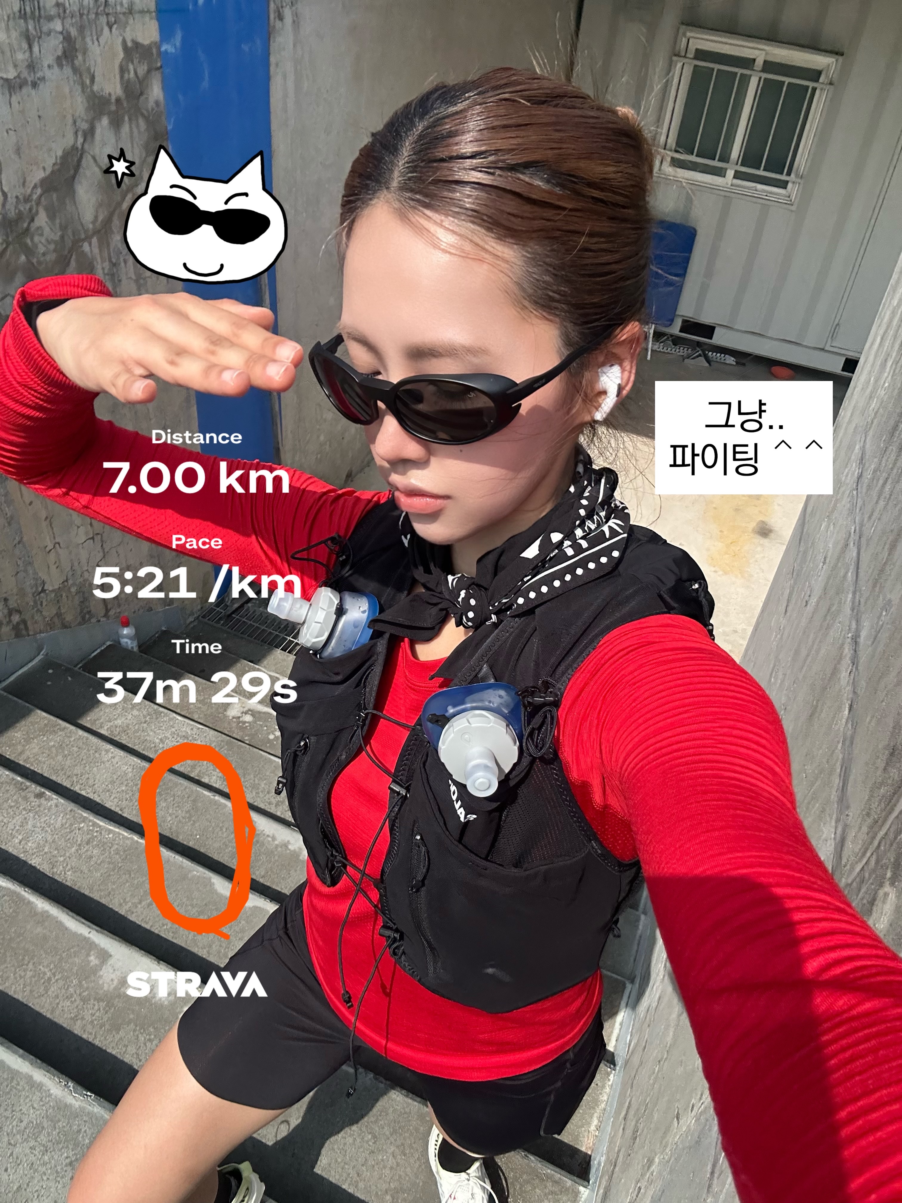 (W) Lululemon Lunar New Year Swiftly Tech Long-Sleeve Shirt 2.0 Waist Length Swirling Plumes Oxford Red Burgundy Bay, MIM Bandana Black 착용 스타일