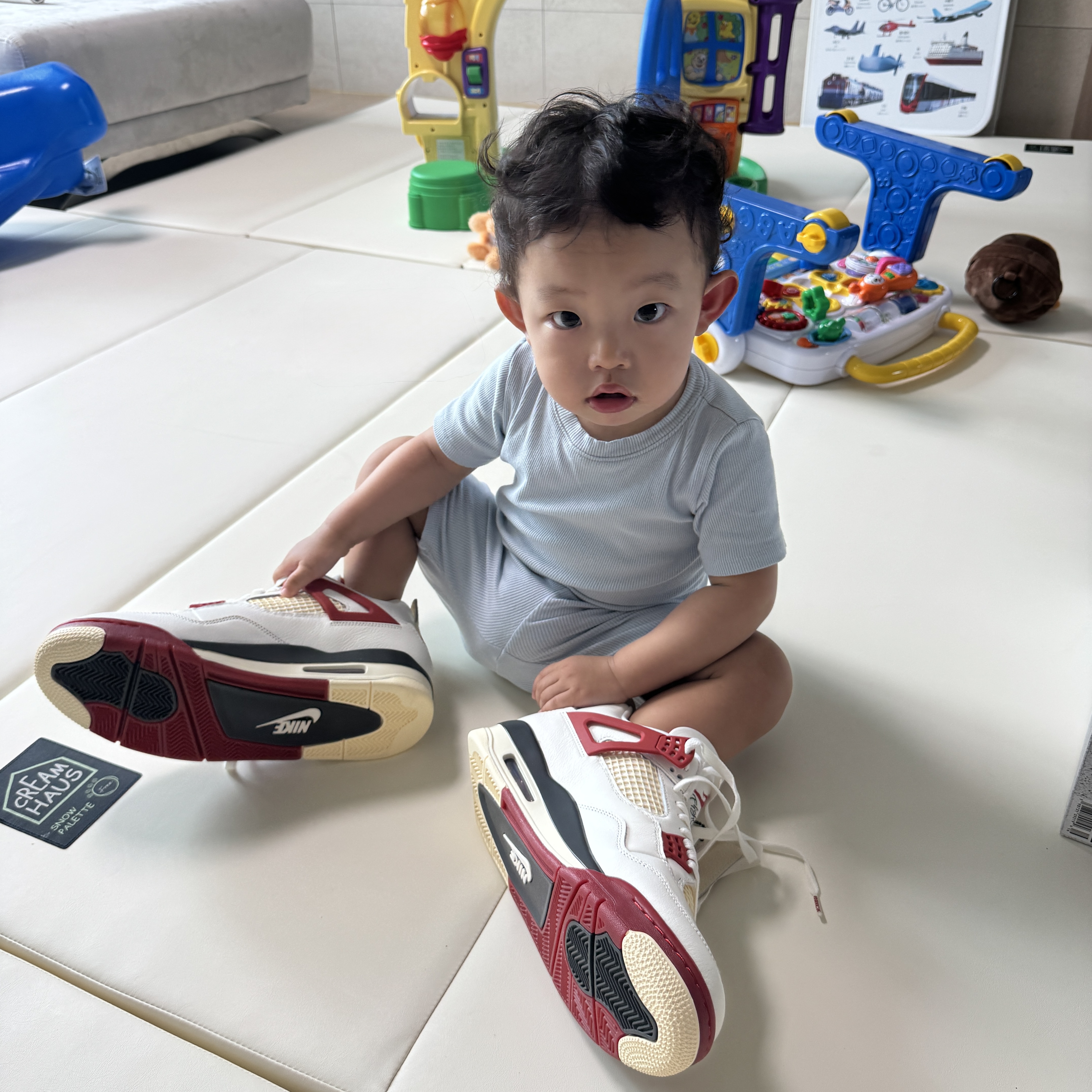 Jordan 4 x Nigel Sylvester Retro OG Brick After Brick 착용 스타일