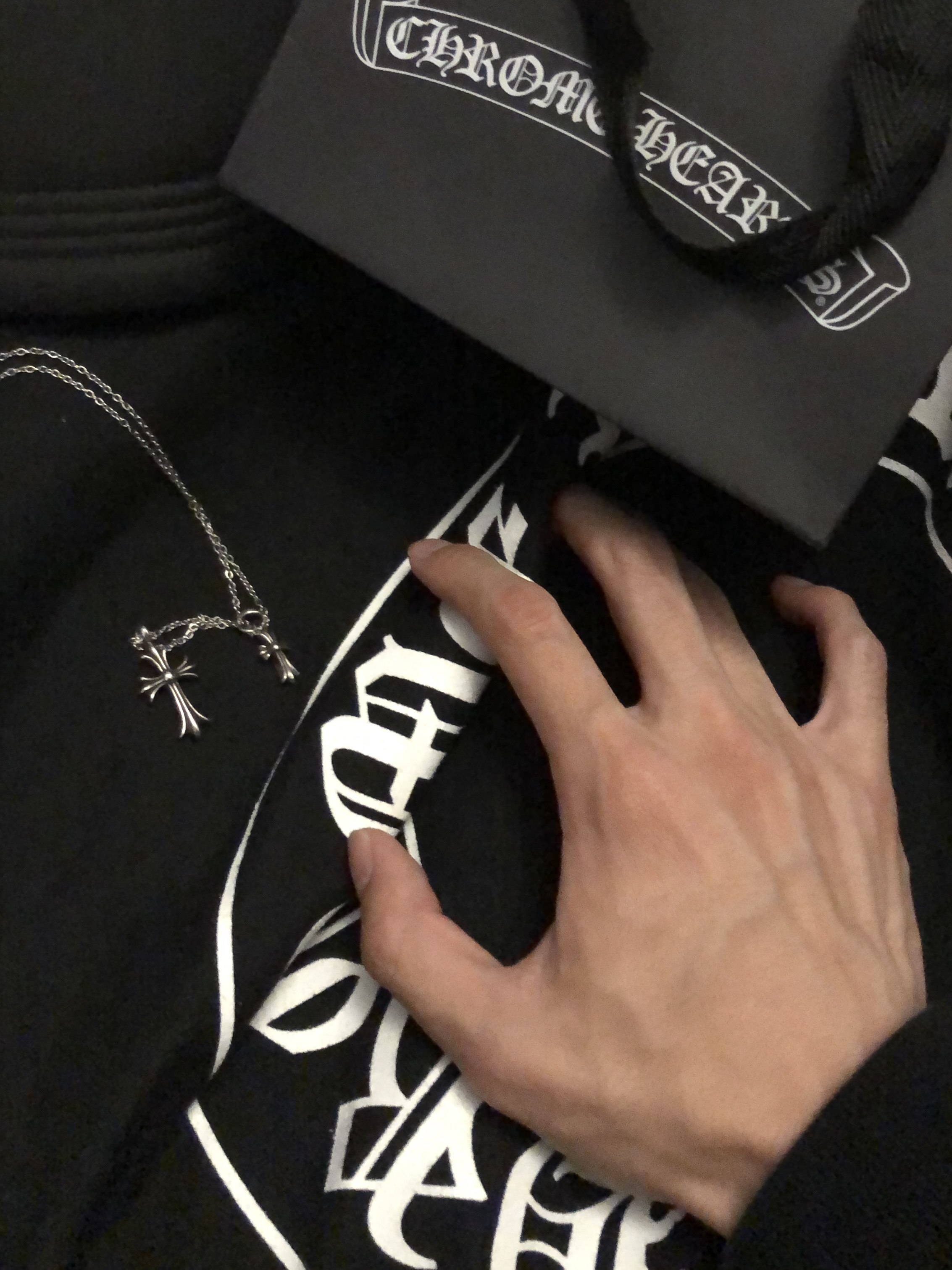 Hansroom Chrome Hearts Tiny CH cross Charm, Hansroom Chrome Hearts Baby fat crs charm 착용 스타일