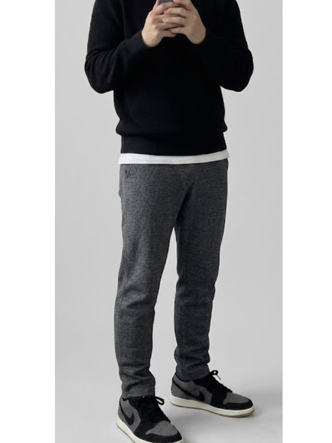 Jordan 1 Low SE Black Light Smoke Grey 착용 스타일