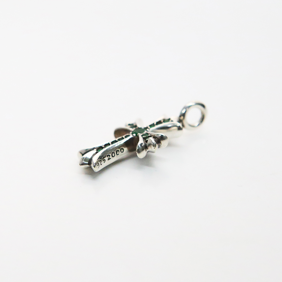 한스룸 크롬하츠 타이니팻 크로스 참 파베 에메랄드(Hansroom Chrome Hearts Tiny Fat Cross charm Pave Emerald) - 4