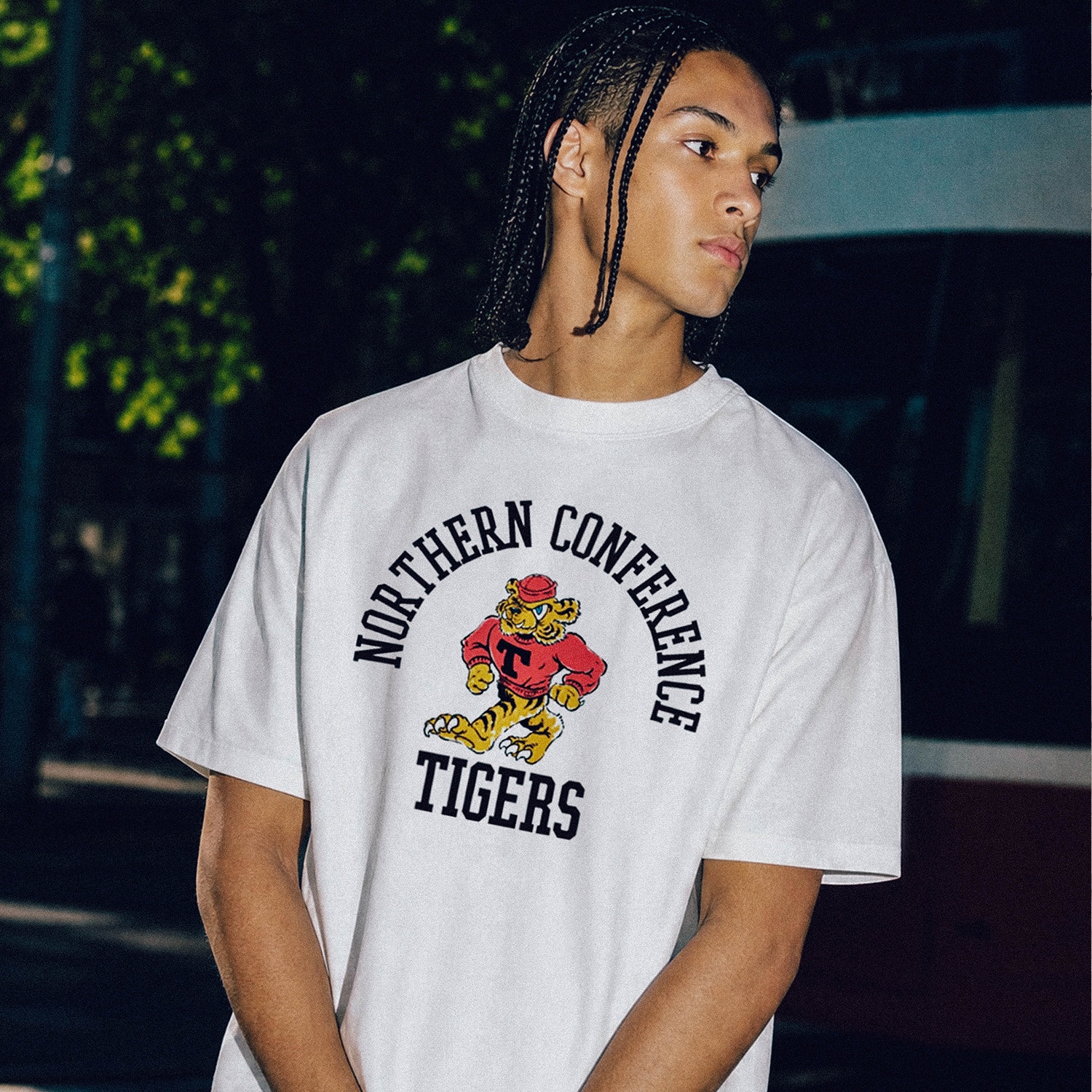 Gildan X American Collection Tiger T-Shirt Black 착용 스타일