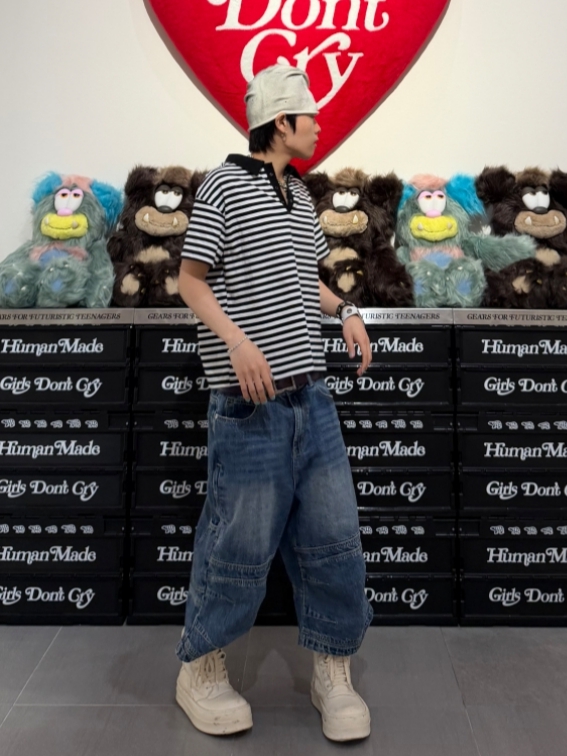 ROARINGRAD Carpenter Bermuda Denim Pants Blue, ROARINGRAD Striped Polo T-shirt Black 착용 스타일