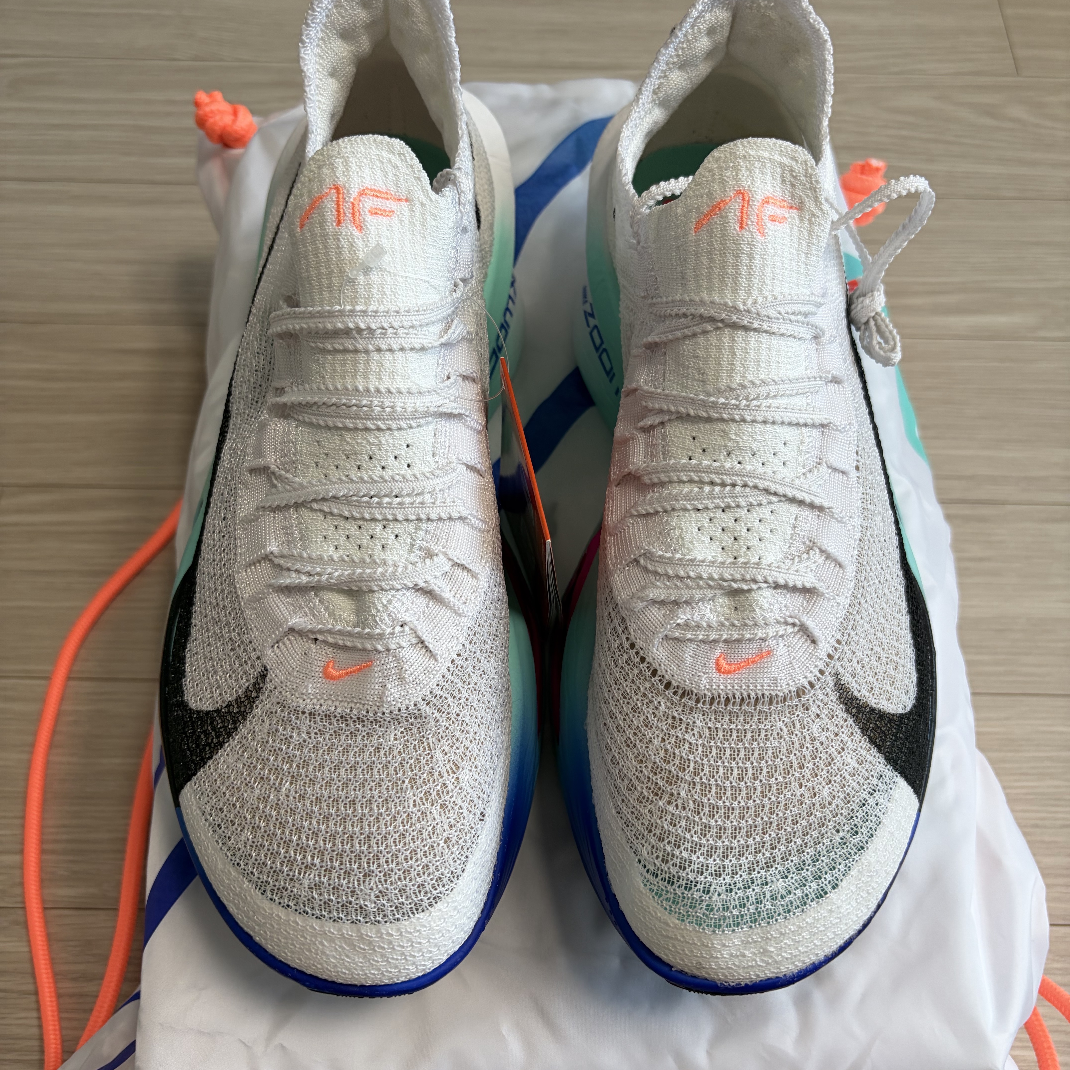 Nike Air Zoom Alphafly Next% 3 White Hyper Turquoise 착용 스타일 - 1
