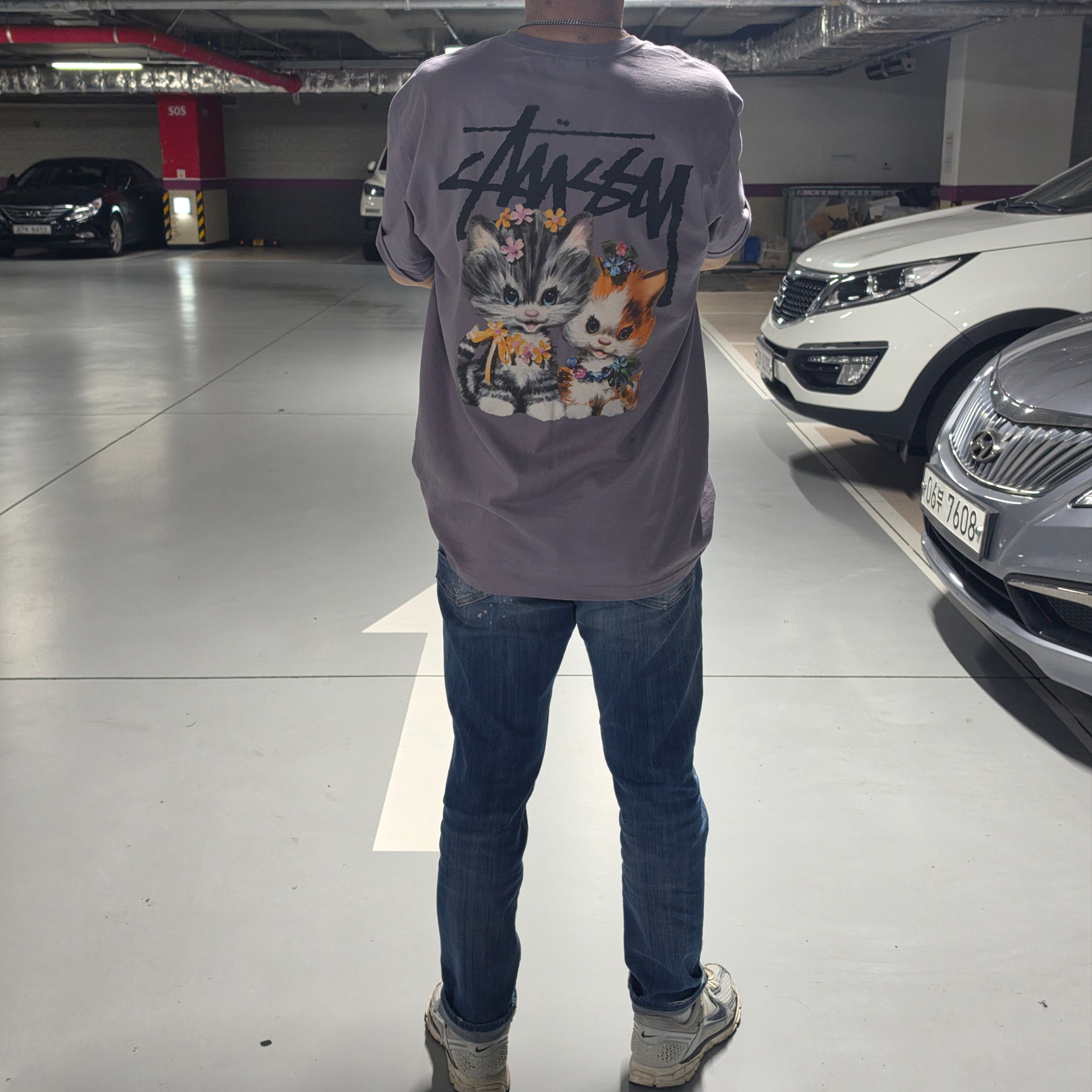 Stussy Kittens T-Shirt Mauve 착용 스타일