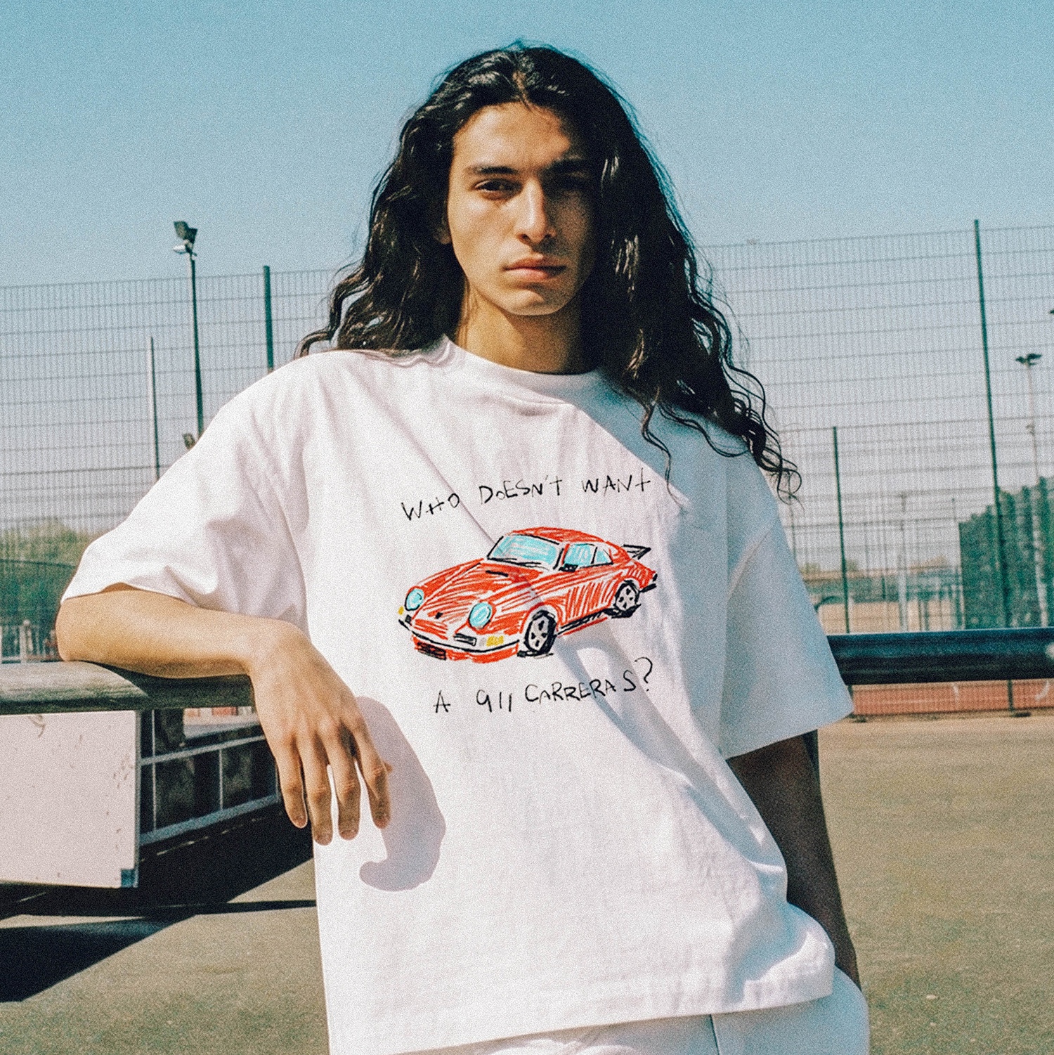 GILDAN X Vintage Collection 911 T-Shirt 착용 스타일