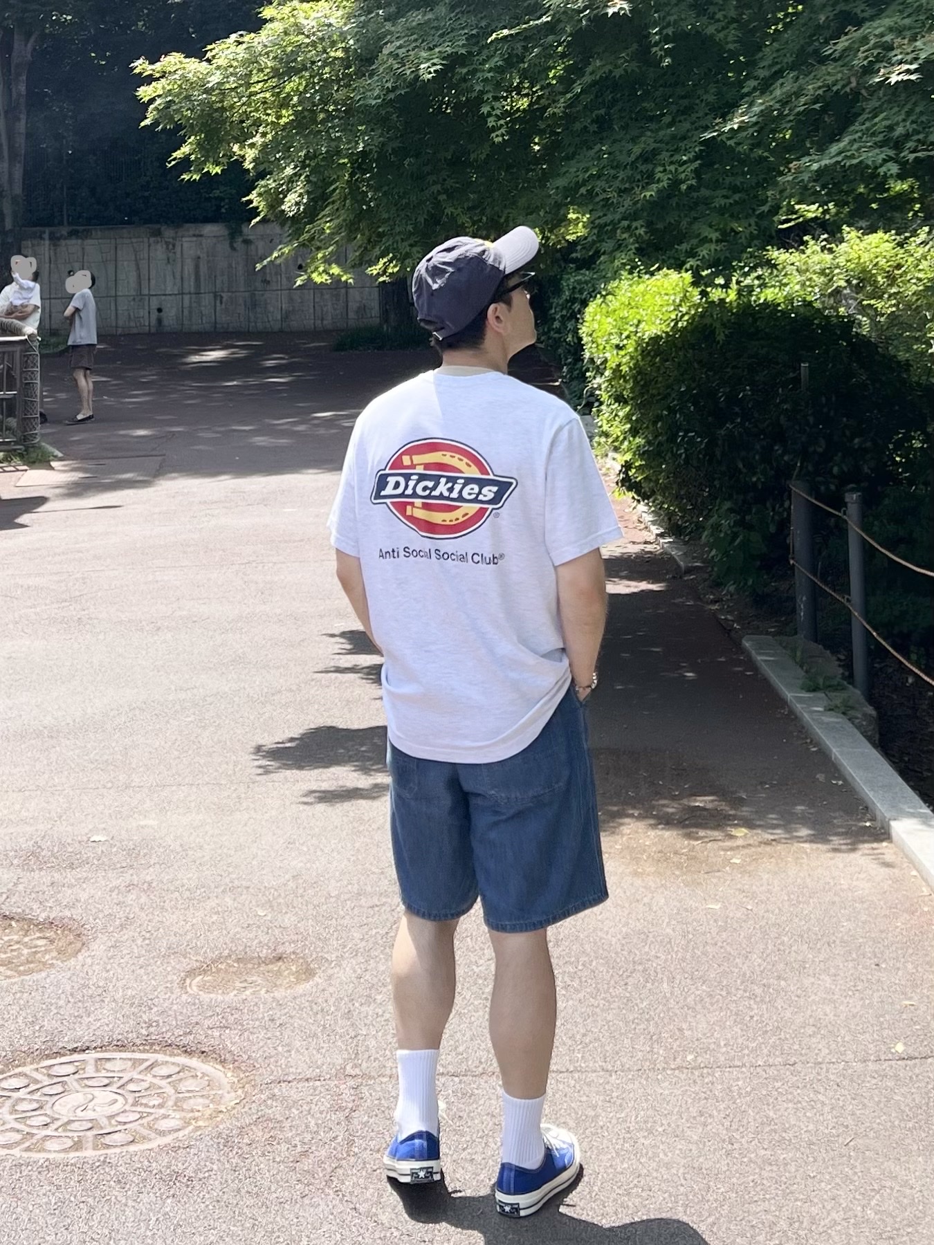 Anti Social Social Club x Dickies Logo T-Shirt Ash Gray, Converse Chuck 70 Ox Vintage Canvas Rush Blue 착용 스타일 - 3