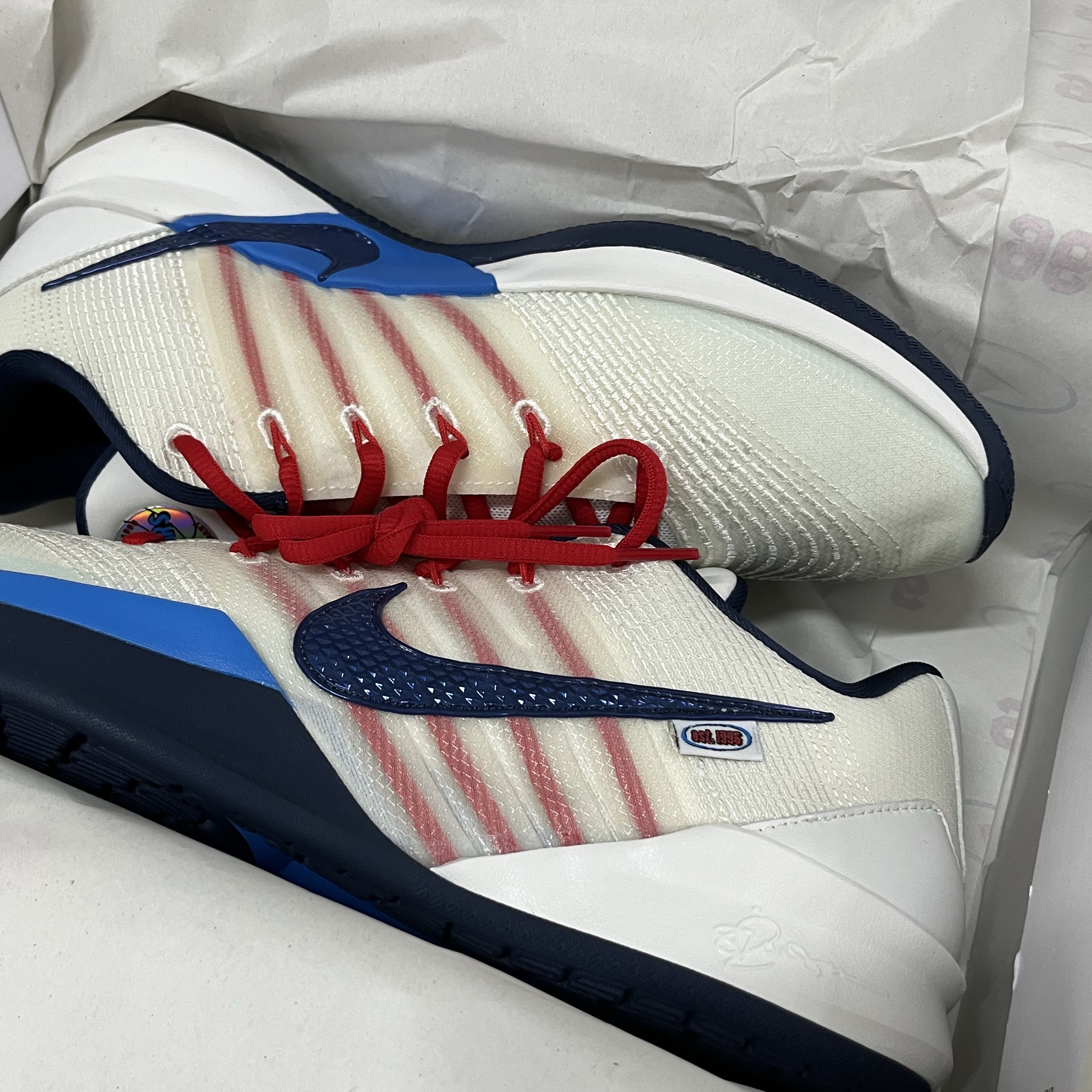(W) Nike Sabrina 3 EP Sail Atom Red 착용 스타일