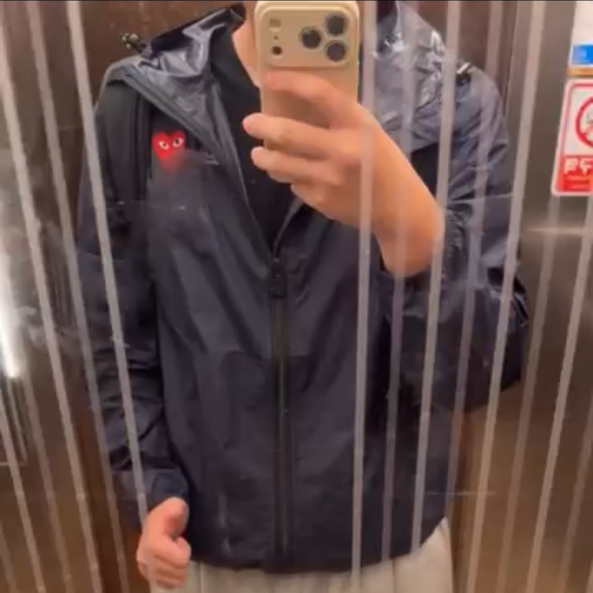 Play Comme des Garcons x K-Way Full Zip Jacket Navy 착용 스타일