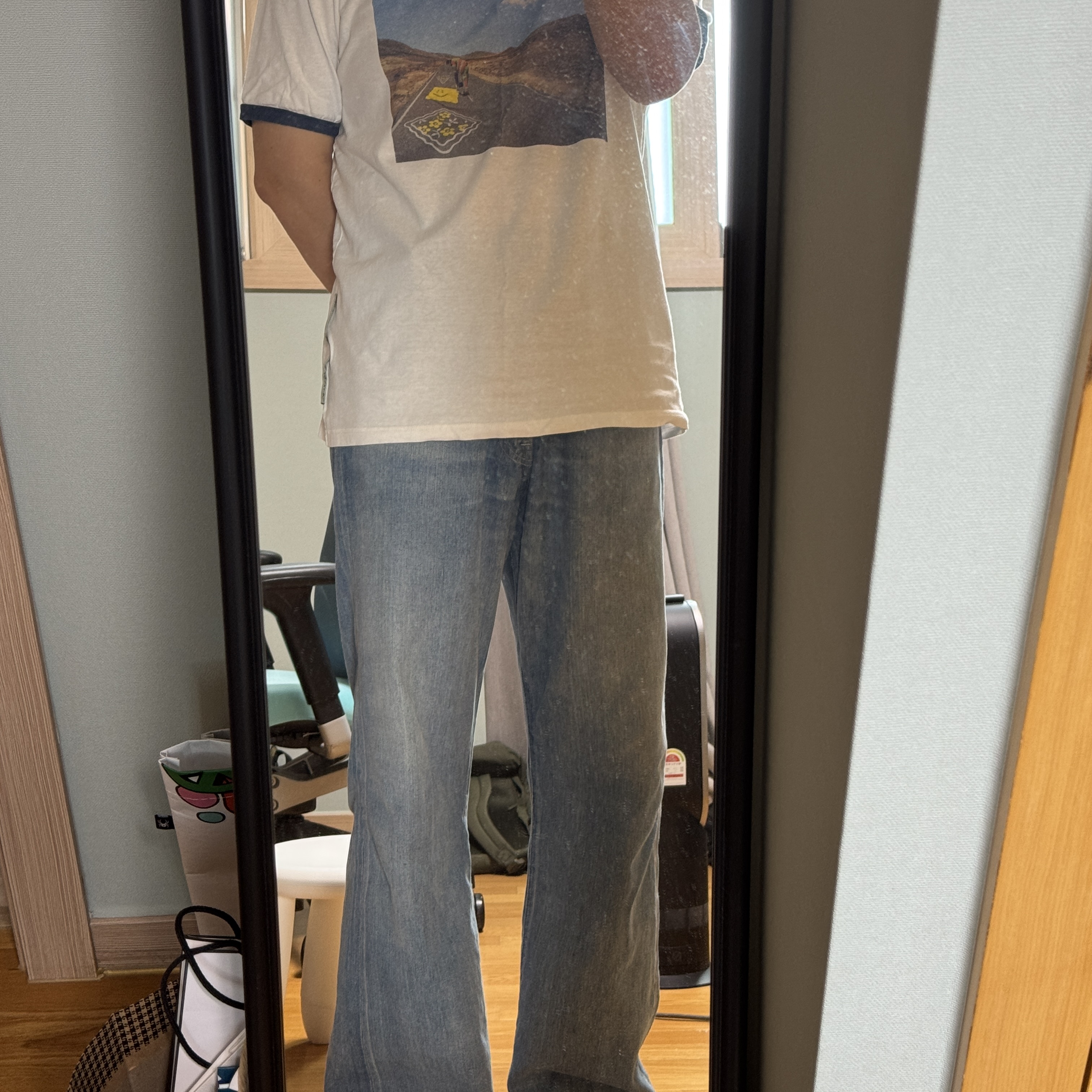Kapital 20 Tenjiku Ringer T-Shirt Life Kapriccio Road Sign Painter Pt White, Auralee Selvedge Faded Light Denim Pants Light Indigo 착용 스타일