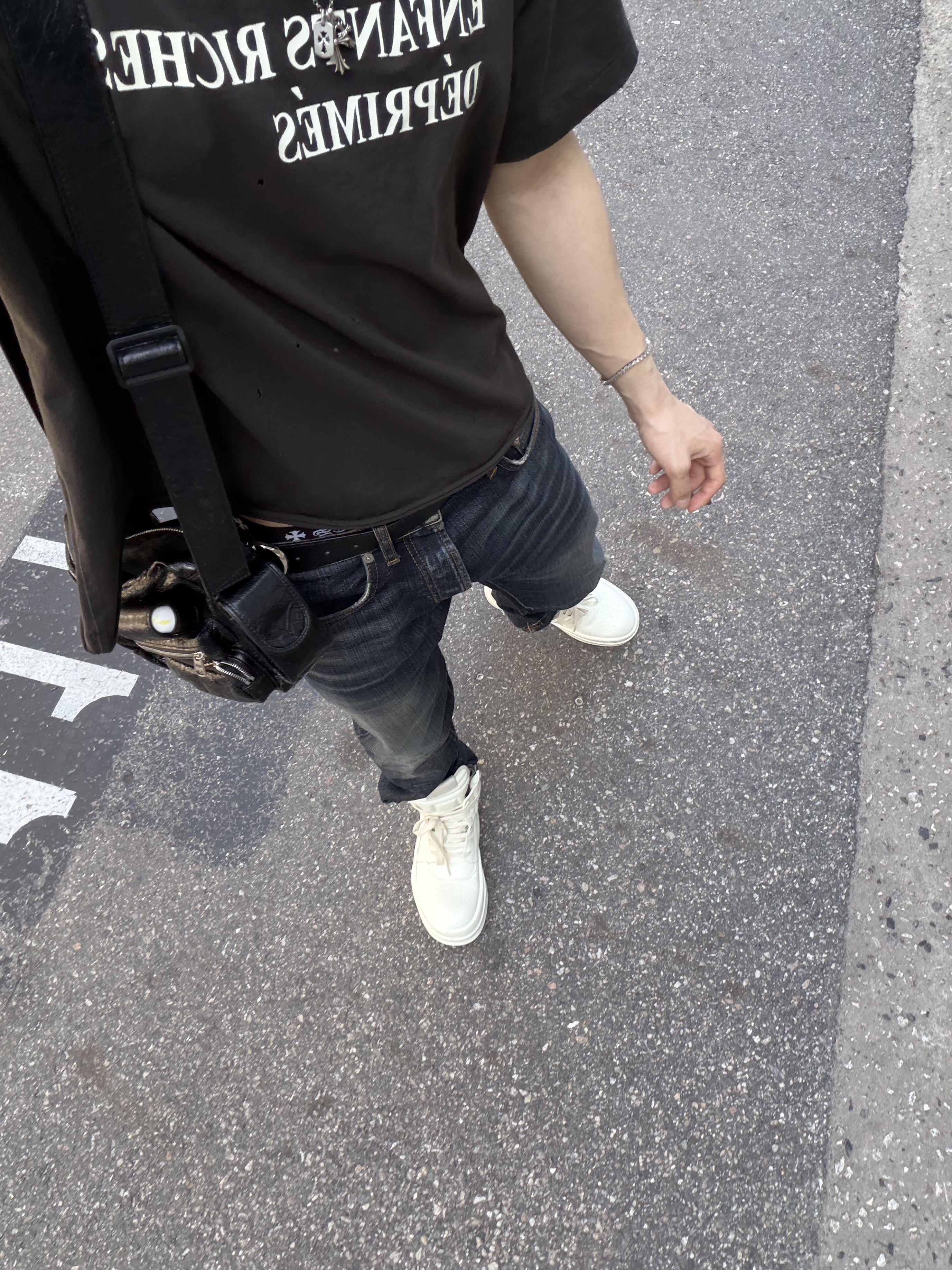 (W) Rick Owens Mega Bumper Geobasket Milk, Chrome Hearts Boxer Brief Black 착용 스타일 - 2