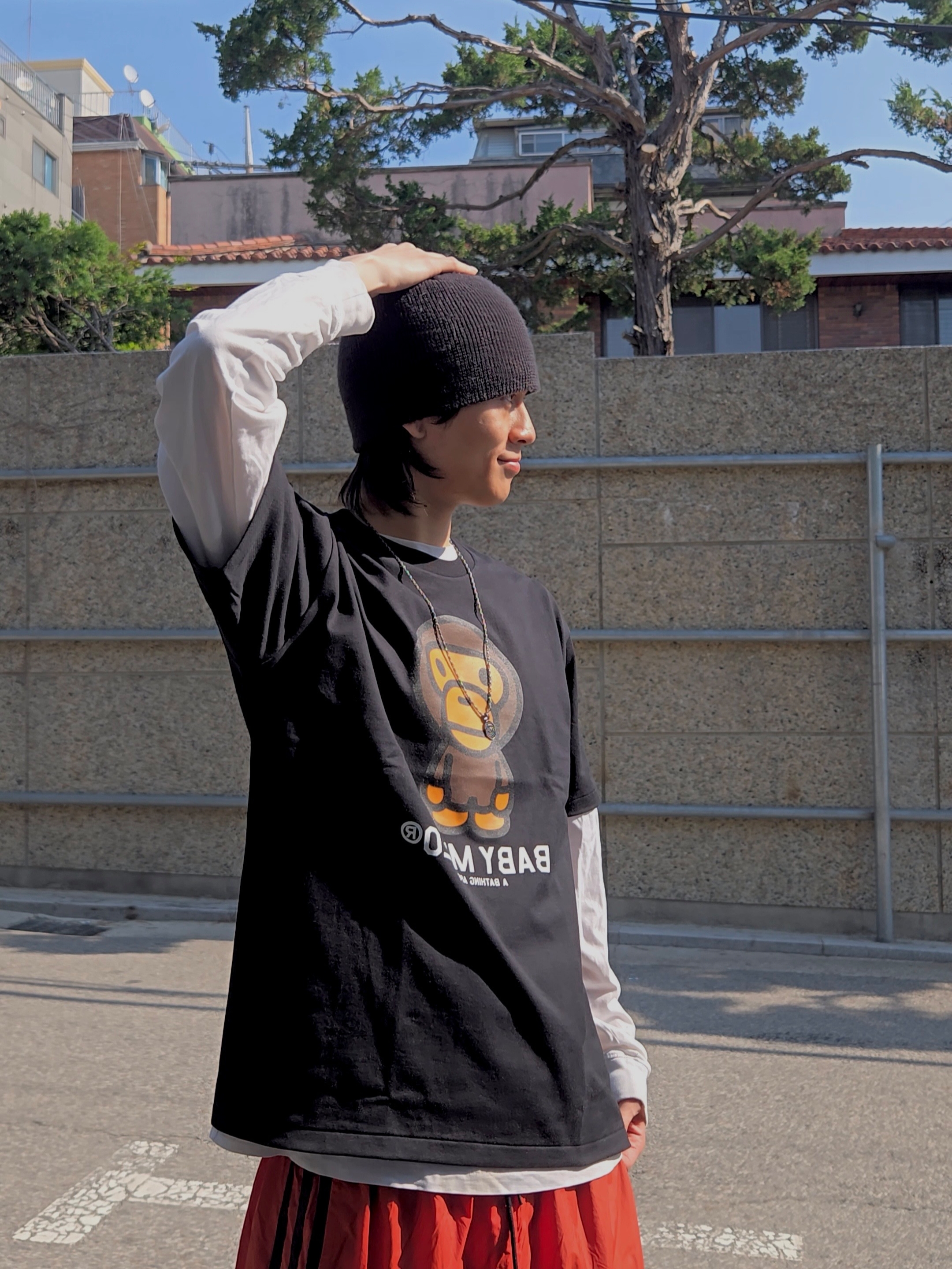 BAPE Baby Milo T-Shirt Black, Adidas Adiracer Hi Core Black Cloud White 착용 스타일 - 4