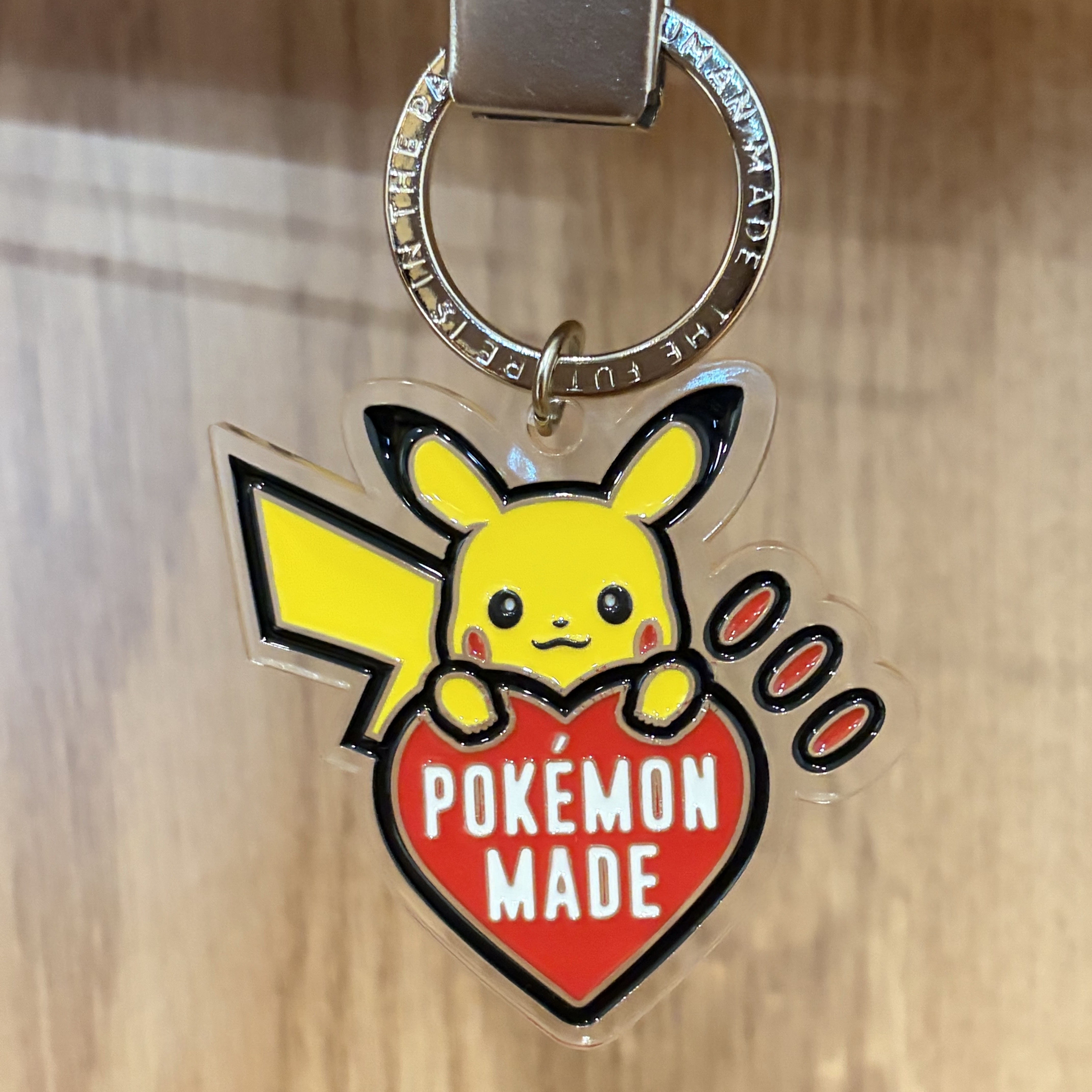 Human Made x Pokemon Made Key Ring #1 Red, Kapital 20 Crew T-Shirt Ink Black 착용 스타일 - 3