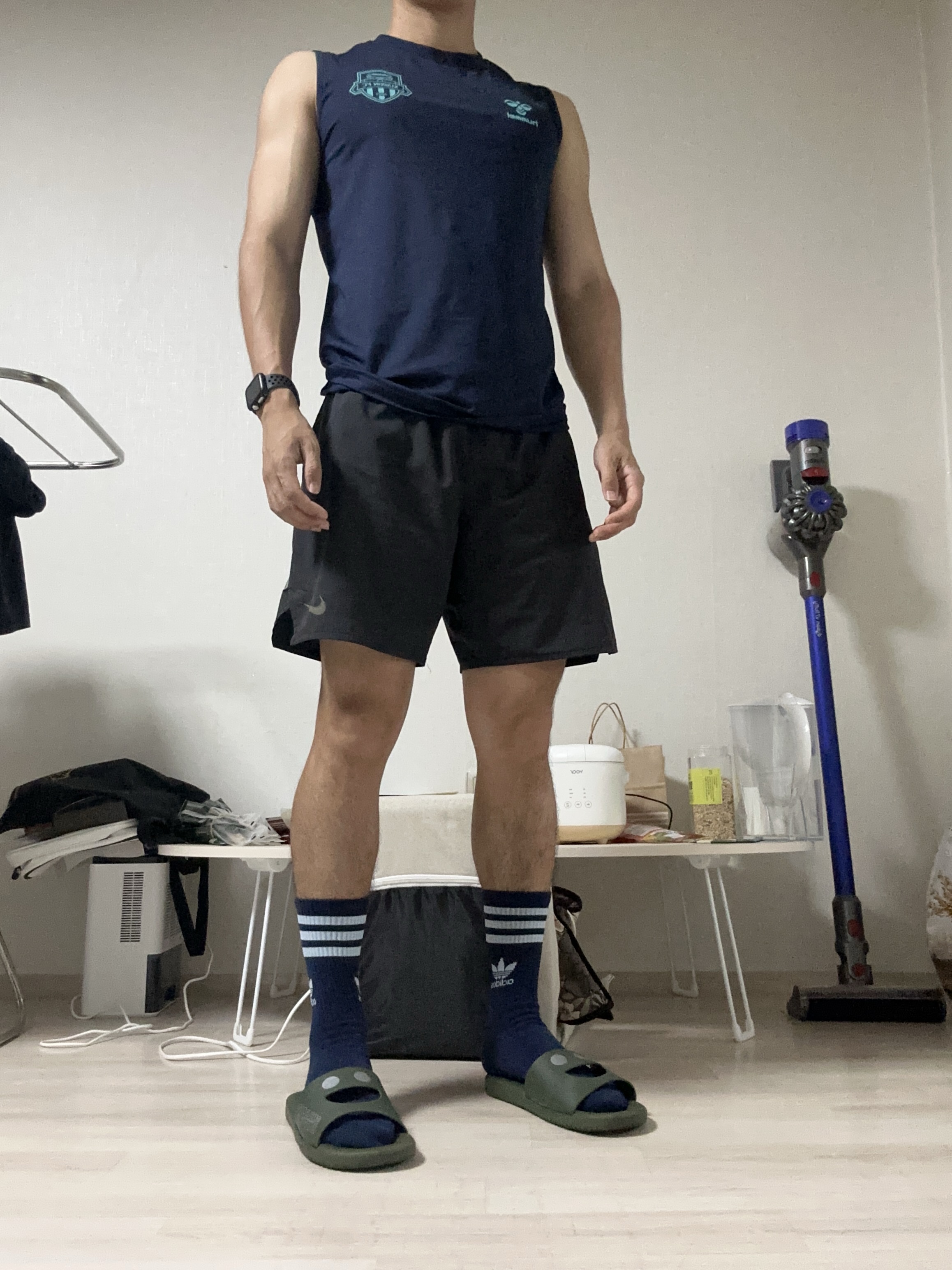 Adidas Mid Cut Crew Socks Wonder Blue Night Indigo (3 Pack) 착용 스타일