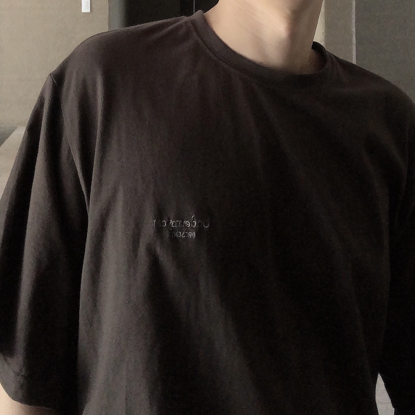 Undermycar Mu.05 Anti Fxxking Logo Play Oversized T-Shirts Asphalt 착용 스타일 - 2