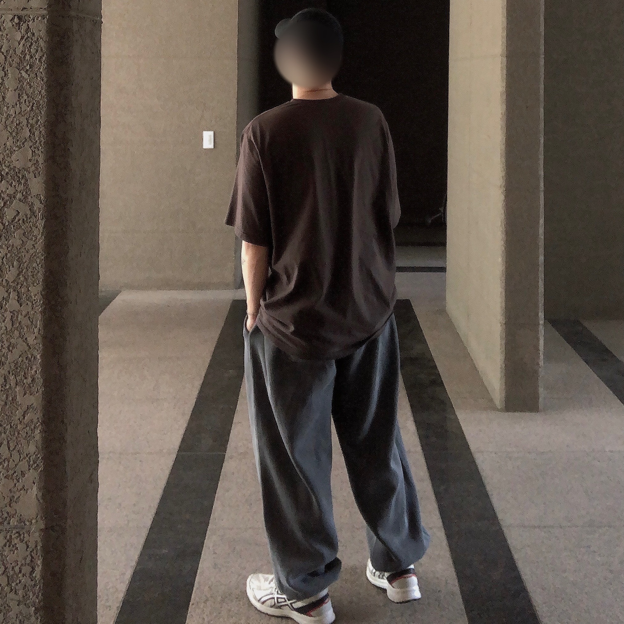 Undermycar Mu.03 Anti Fxxking Logo Play Oversized Sweat Jogger Pigment Gray 착용 스타일 - 1