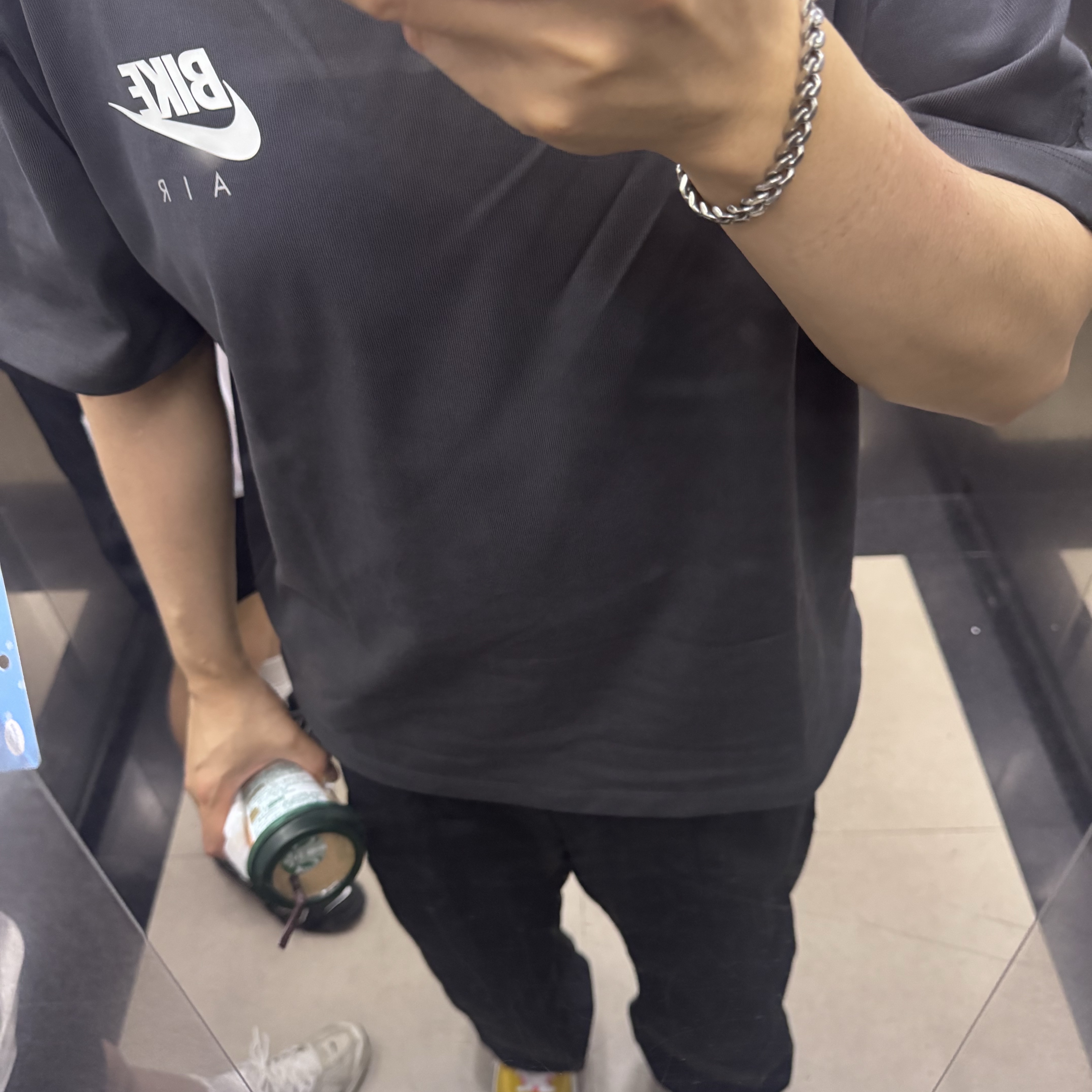 Jordan x Nigel Sylvester T-Shirt Anthracite (IQ8148-060), Nike ACG Dolomiti Pants Black Summit White - Asia 착용 스타일