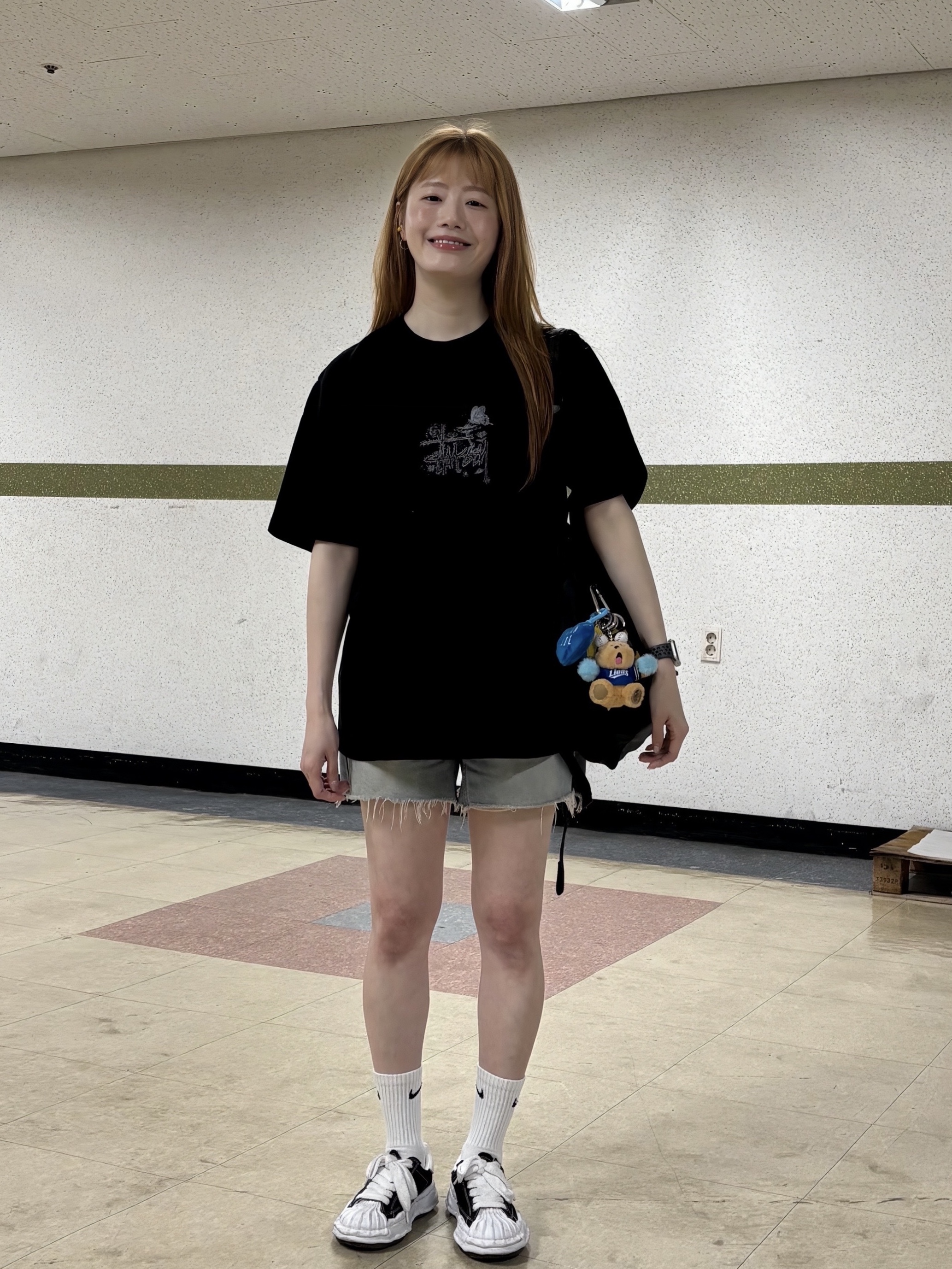 Maison Mihara Yasuhiro Blakey OG Sole Canvas Low-top Sneakers Black White, Starbucks x KBO Lions Bearista Keychain 착용 스타일 - 1