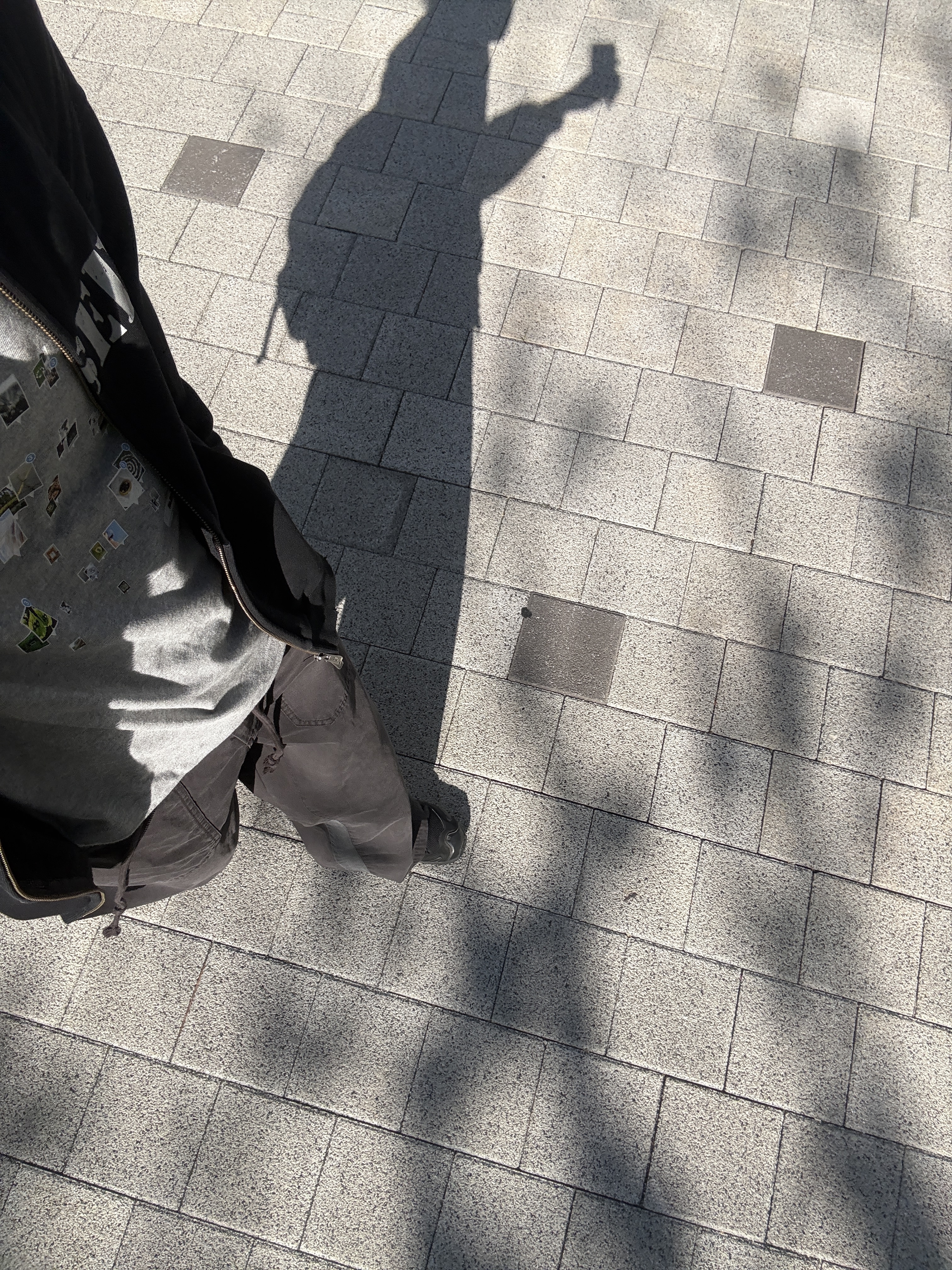 Sansan Gear Throwback T-Shirt Melange Grey, Polyteru Para Pants (Baker Pants) Charcoal 착용 스타일