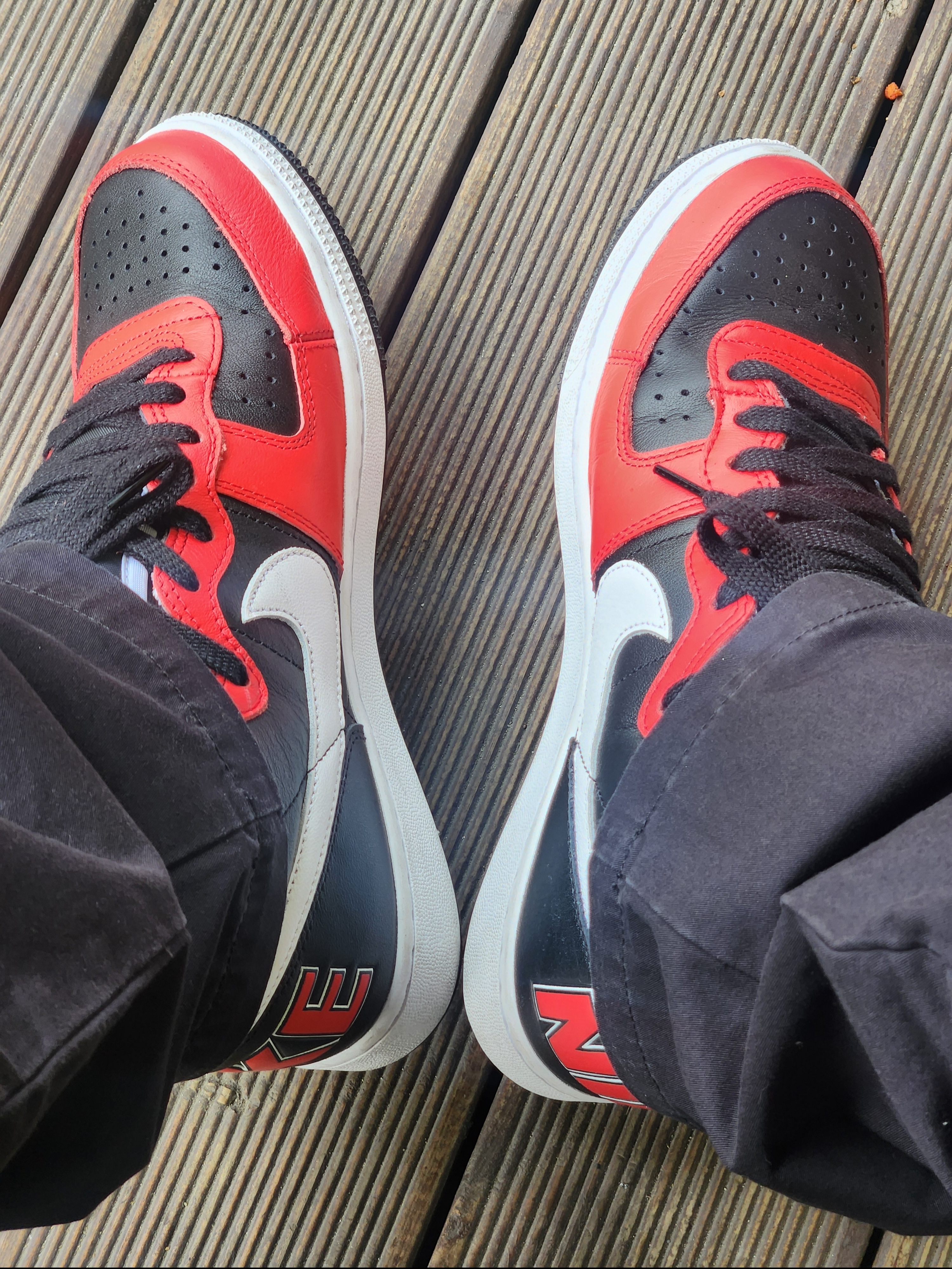 Nike Terminator High Black and University Red ์ฐฉ์ฉ ์คํ์ผ