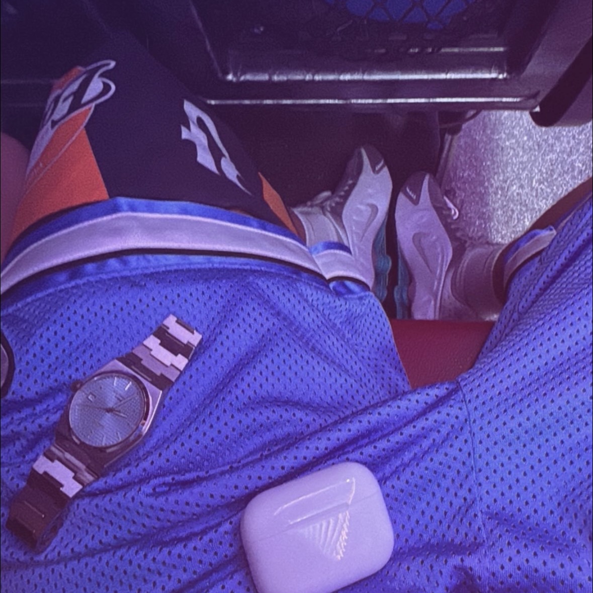 Nike Shox R4 Metallic Silver White, Jordan Brooklyn Diamond Mesh Shorts University Blue White (IR1487-412) 착용 스타일