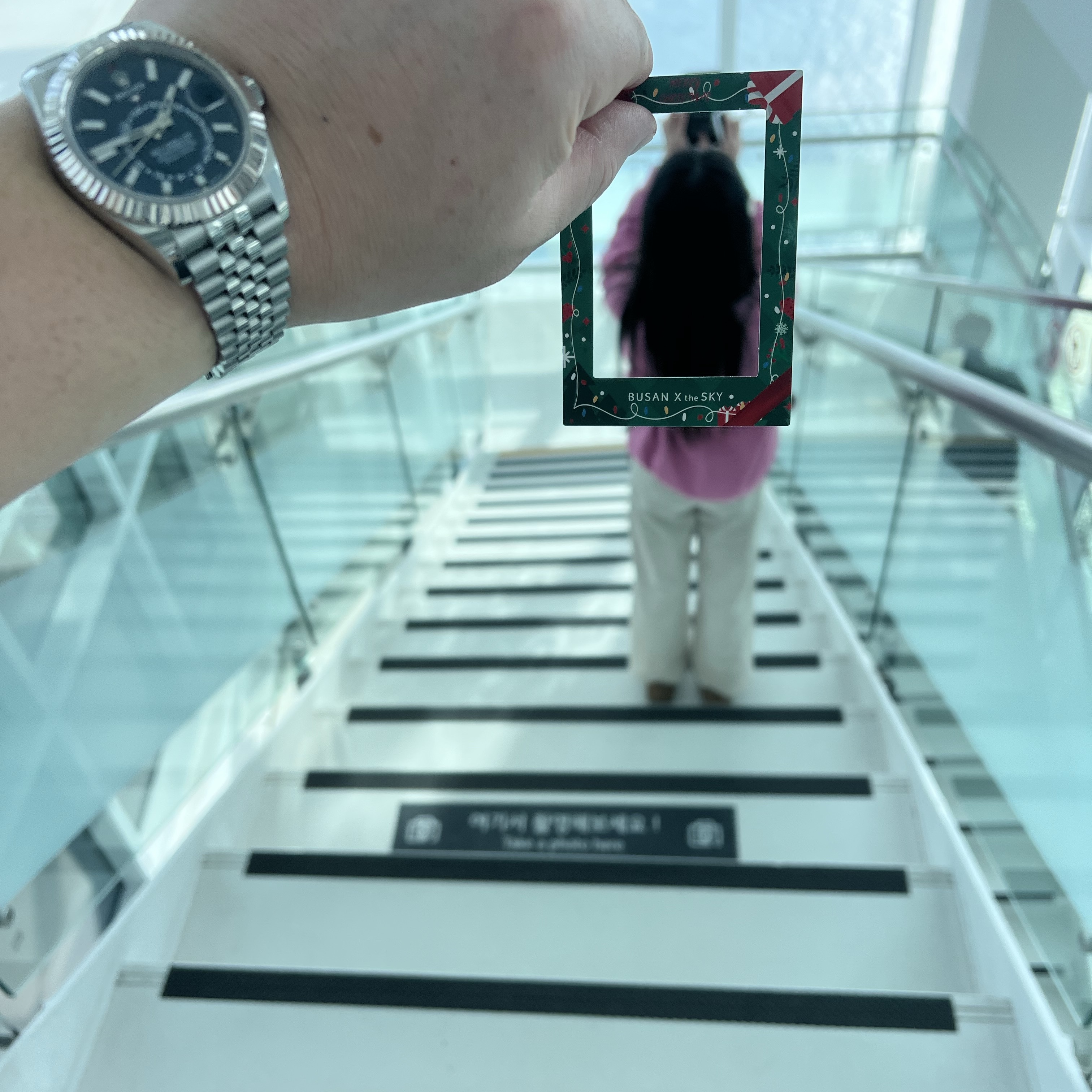 Rolex Sky-Dweller 42mm 336934 Bright Blue Jubilee 착용 스타일