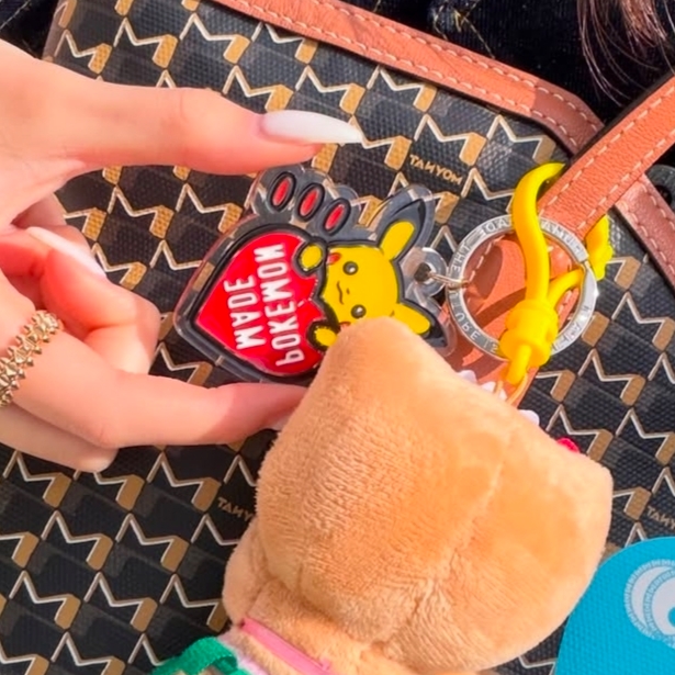 Human Made x Pokemon Made Key Ring #1 Red 착용 스타일 - 2