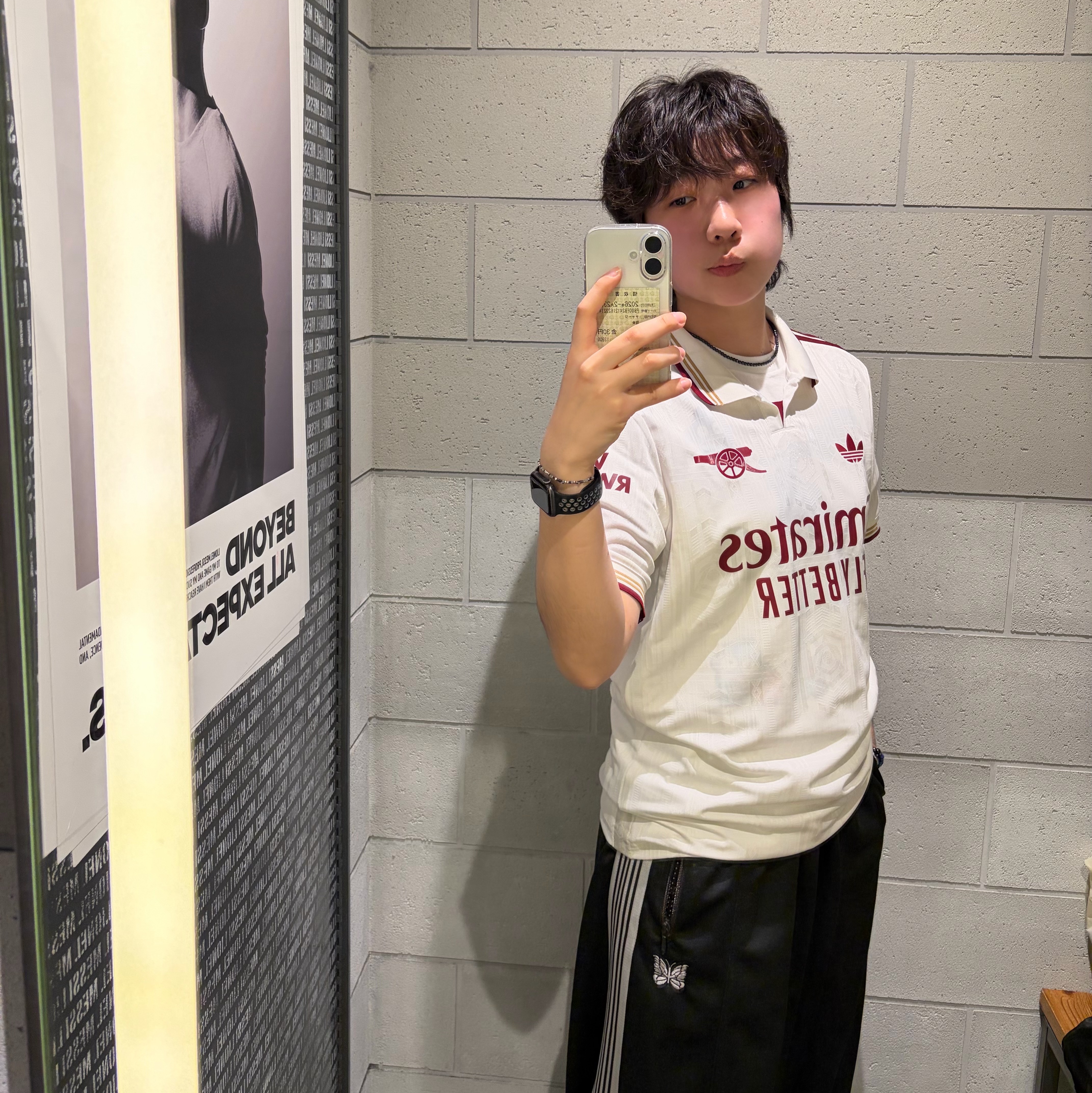 Adidas Arsenal 2025/26 3rd Authentic Jersey Cloud White Team Coll Burgundy 2 - KR Sizing (Non Marking Ver.), Needles H.D. Track Pant Poly Smooth Charcoal 착용 스타일