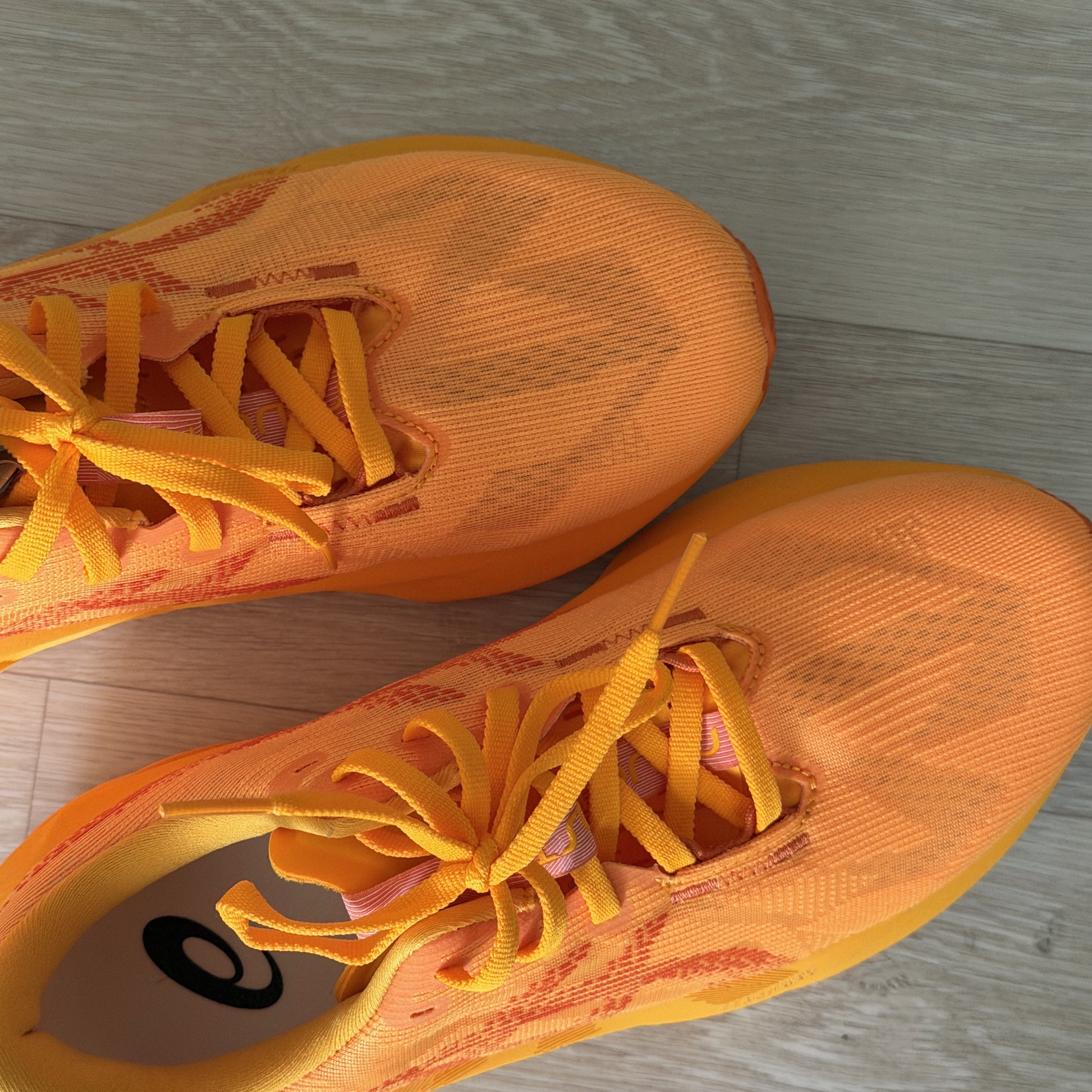 Asics Novablast 5 Yamabuki Anzu 착용 스타일