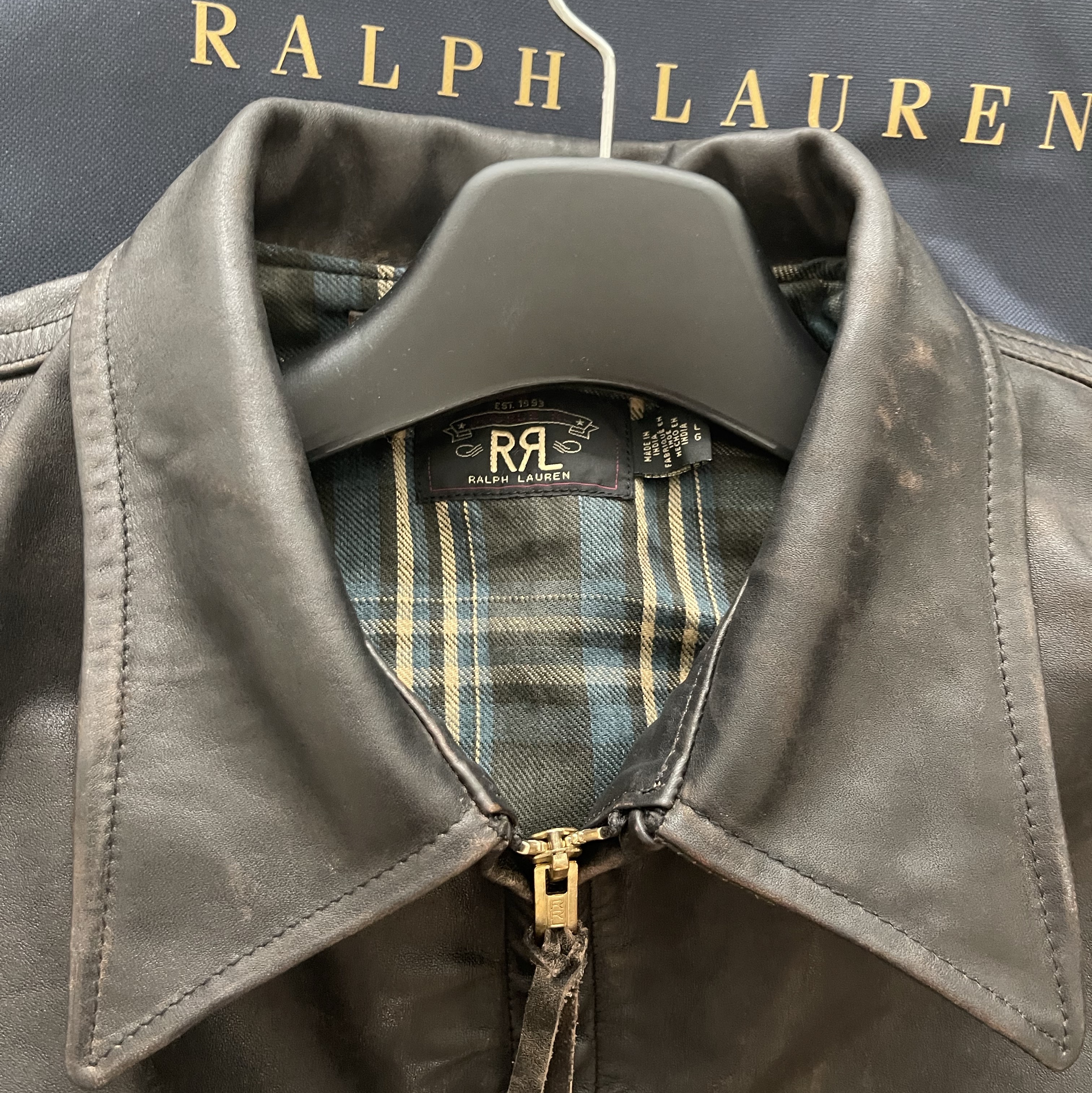 Double RL Leather Jacket Black Over Brown 착용 스타일 - 1