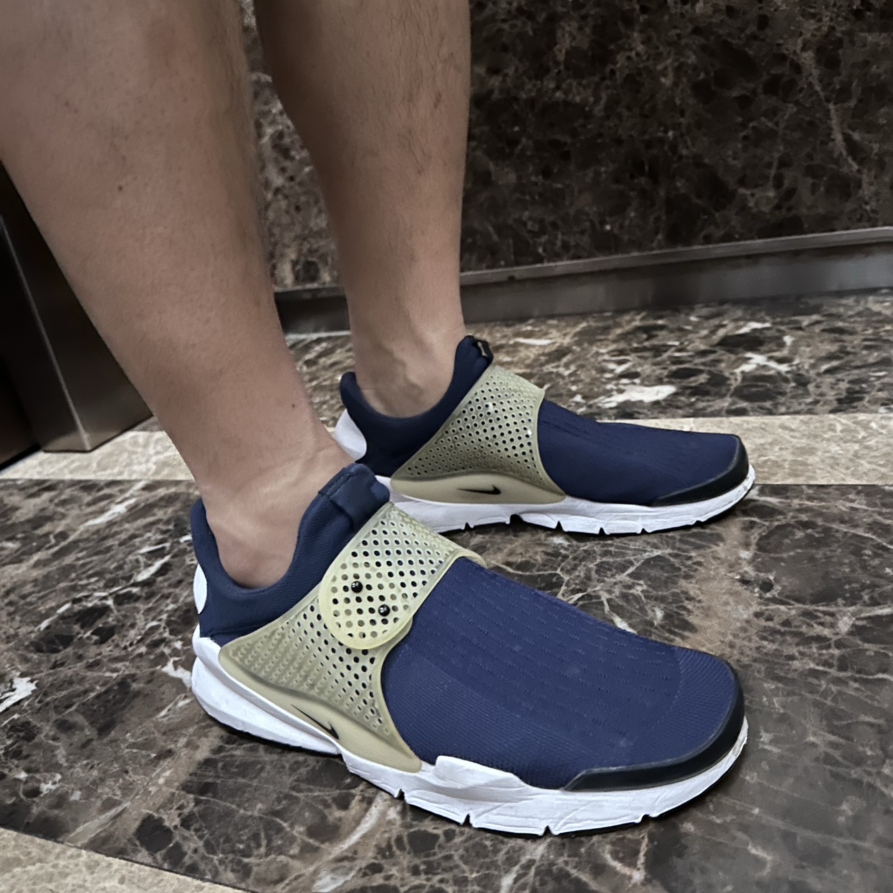 Aftermath Atm Logo Ball Cap Navy, Nike Sock Dart Midnight Navy 착용 스타일 - 2