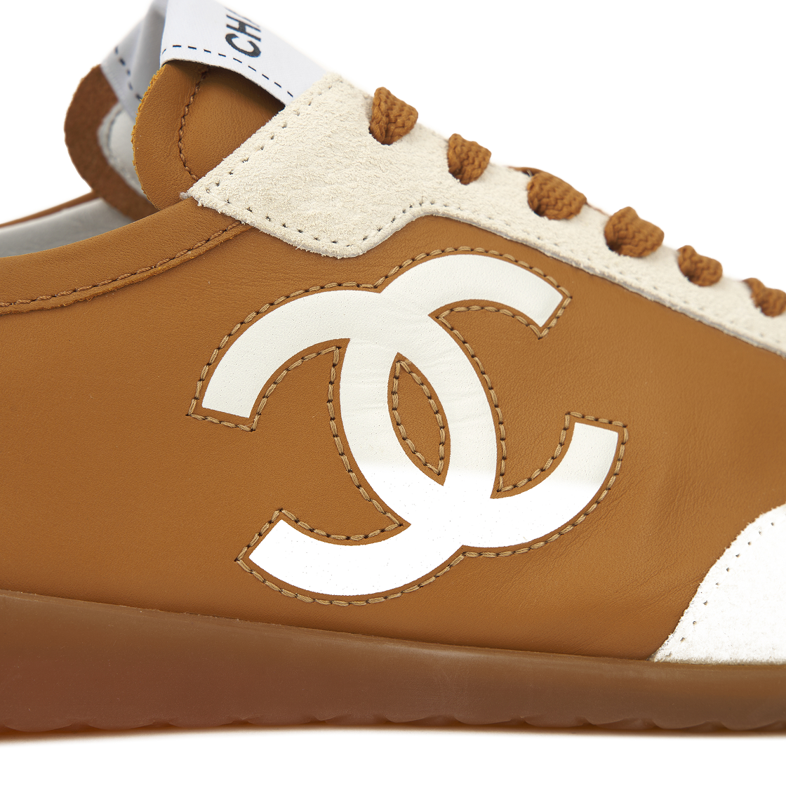 (W) 샤넬 스니커즈 카프스킨 & 엠보스드 스웨이드 카프스킨 라이트 브라운 화이트((W) Chanel Sneakers Calfskin & Embossed Suede Calfskin Light Brown White) - 8